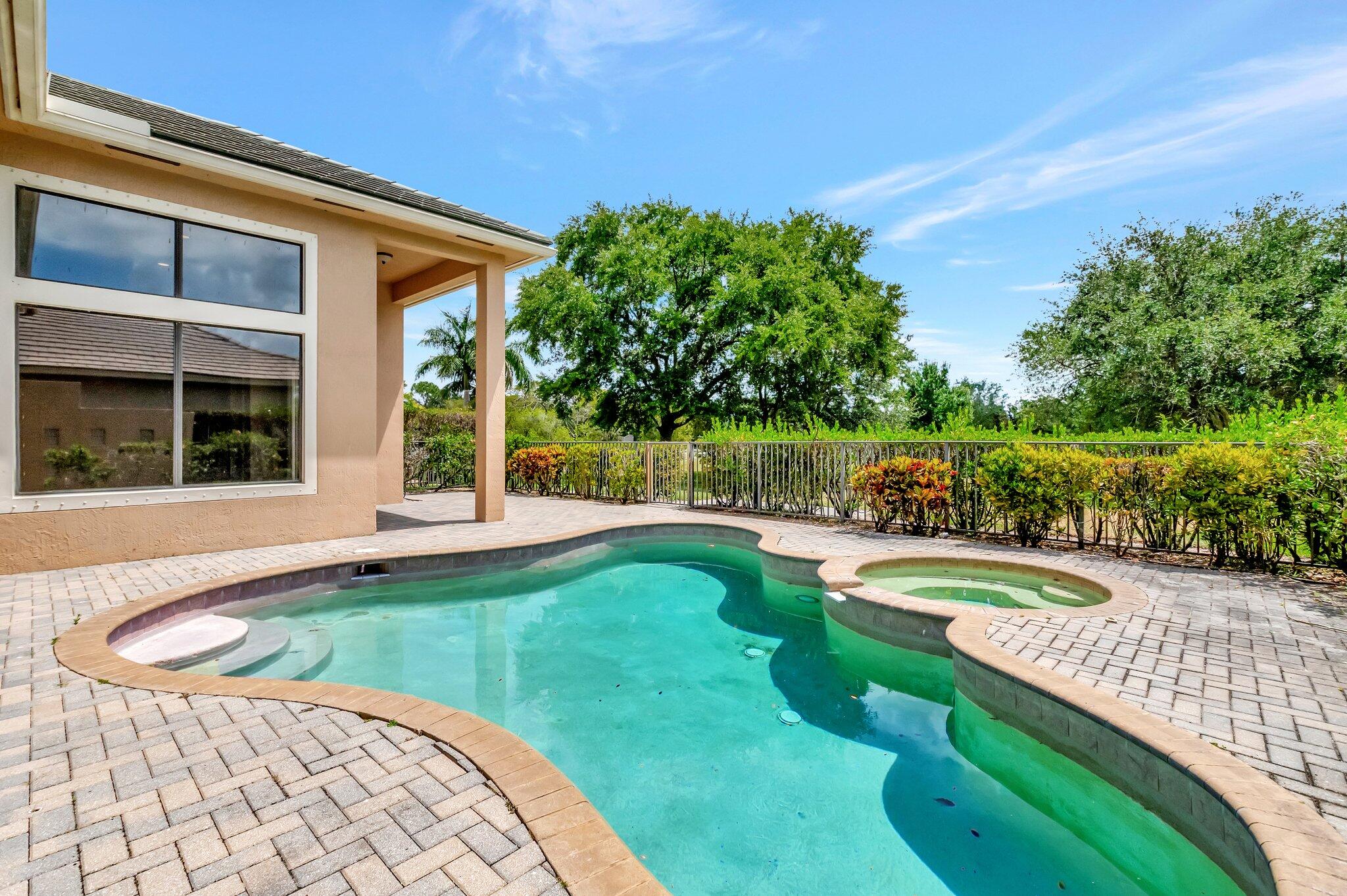 8950 Equus Circle