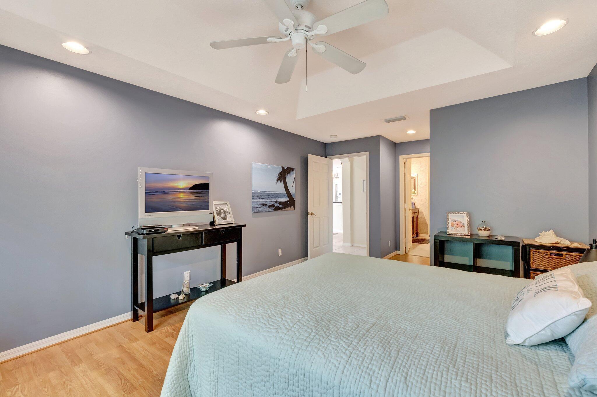 14211 W La Sedona Circle