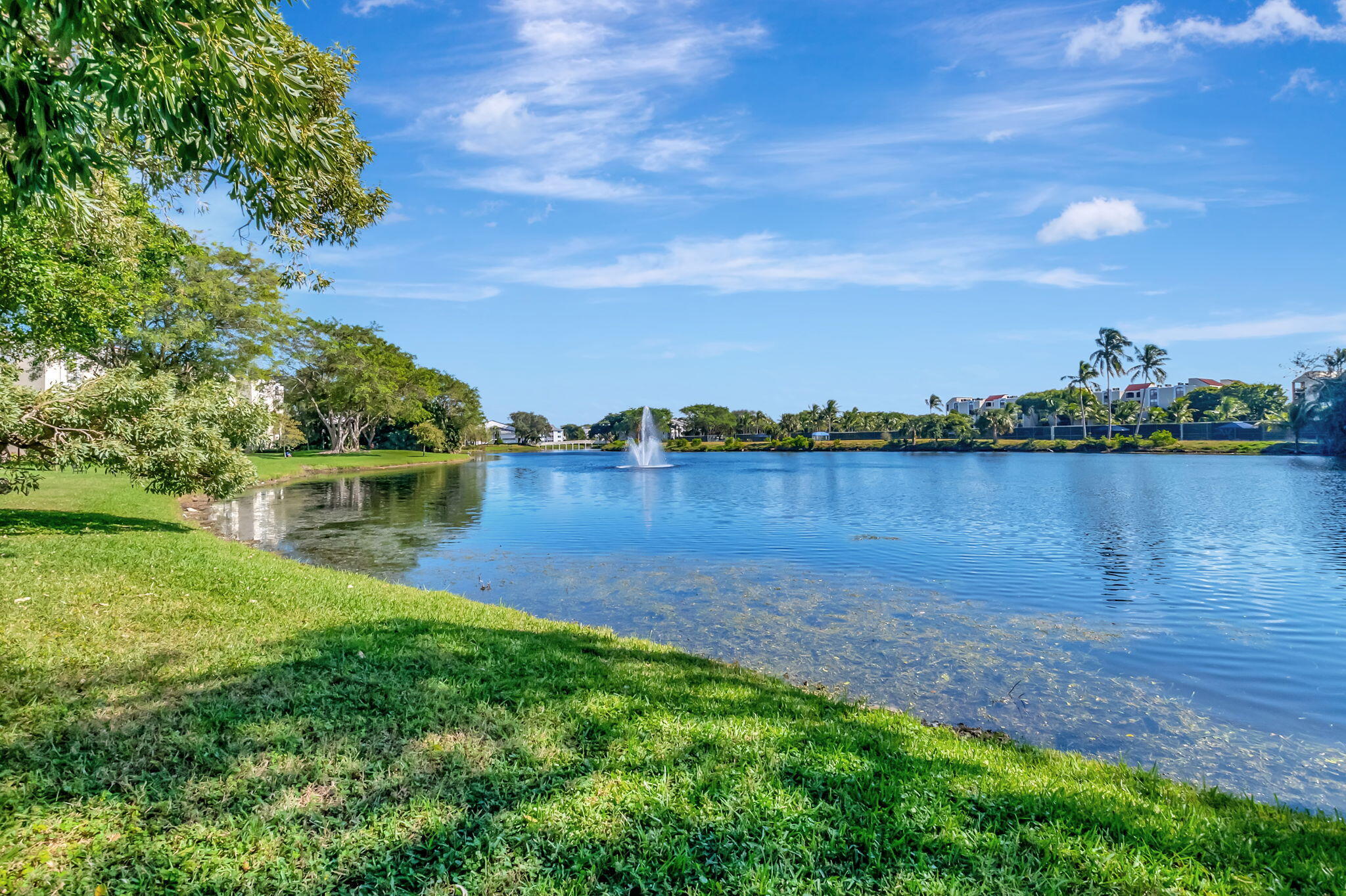 950 Lavers Circle F109