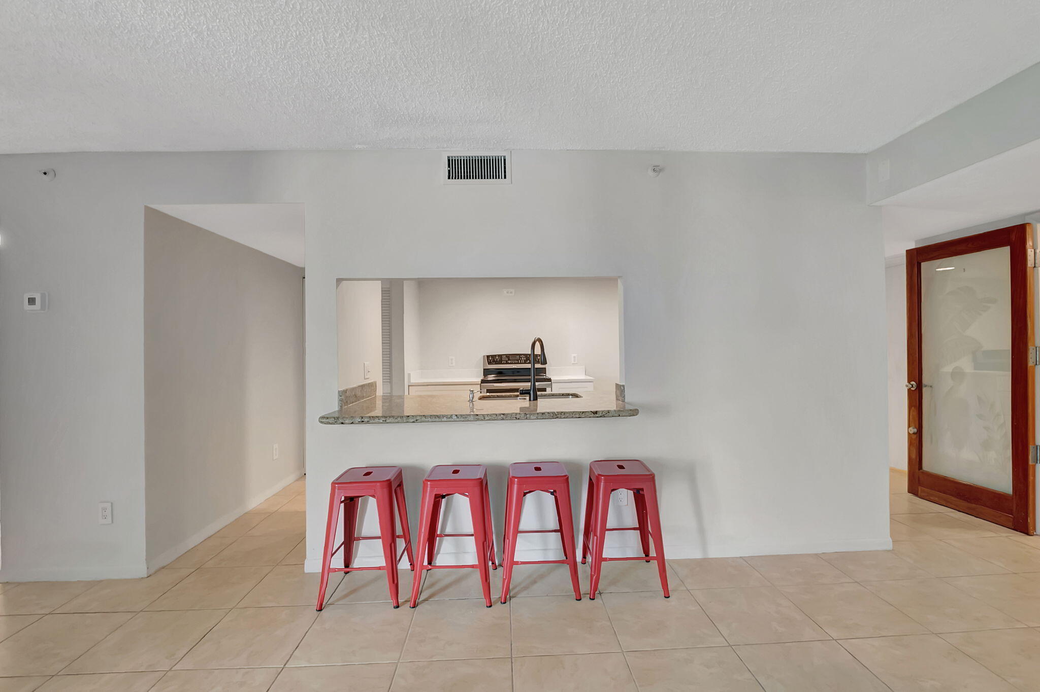 950 Lavers Circle F109