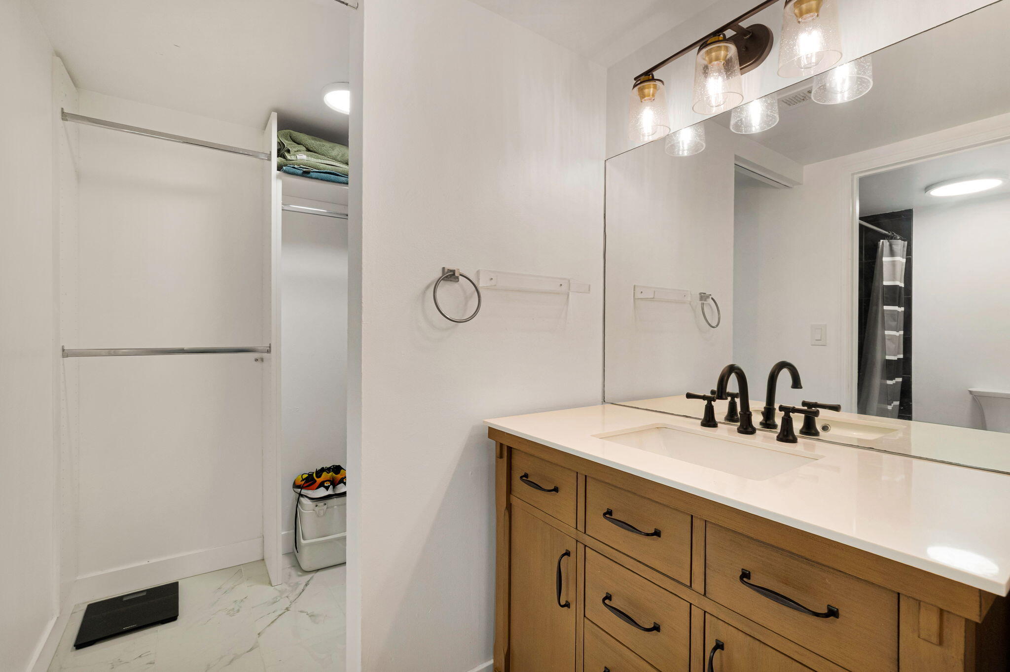 320 Norwood Terrace N114