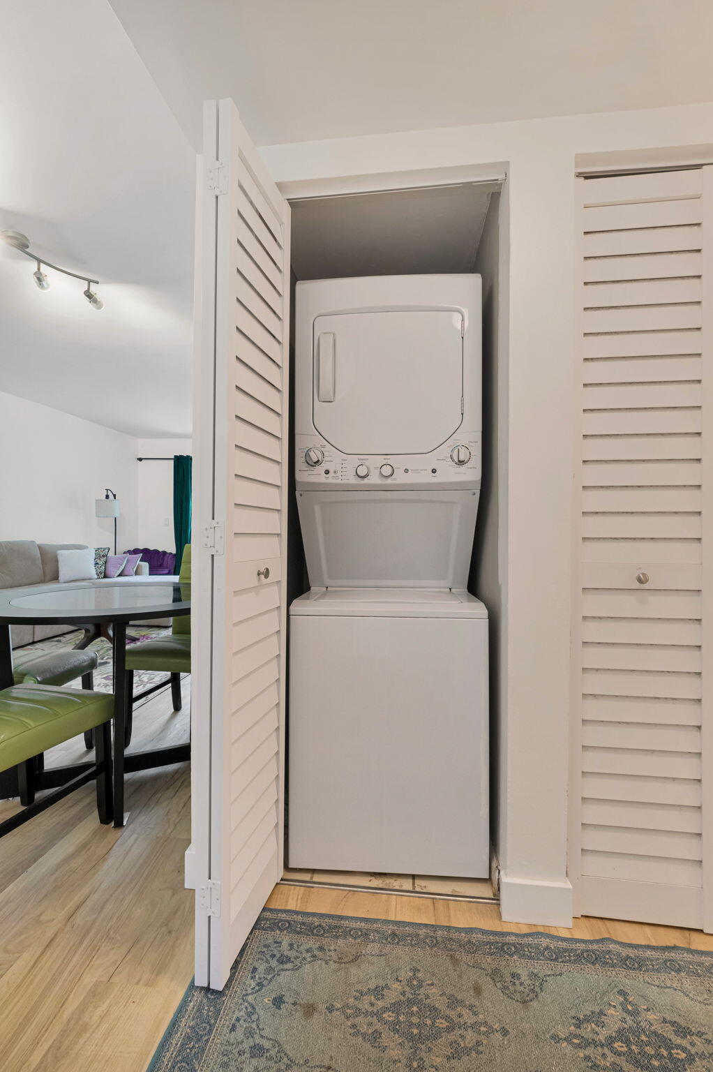 320 Norwood Terrace N114