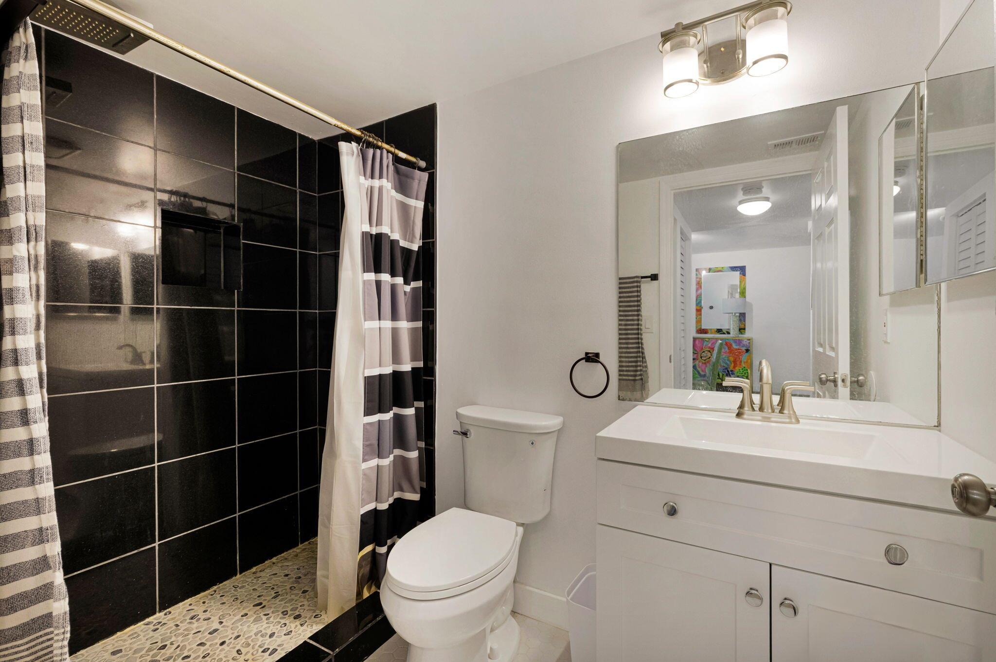 320 Norwood Terrace N114