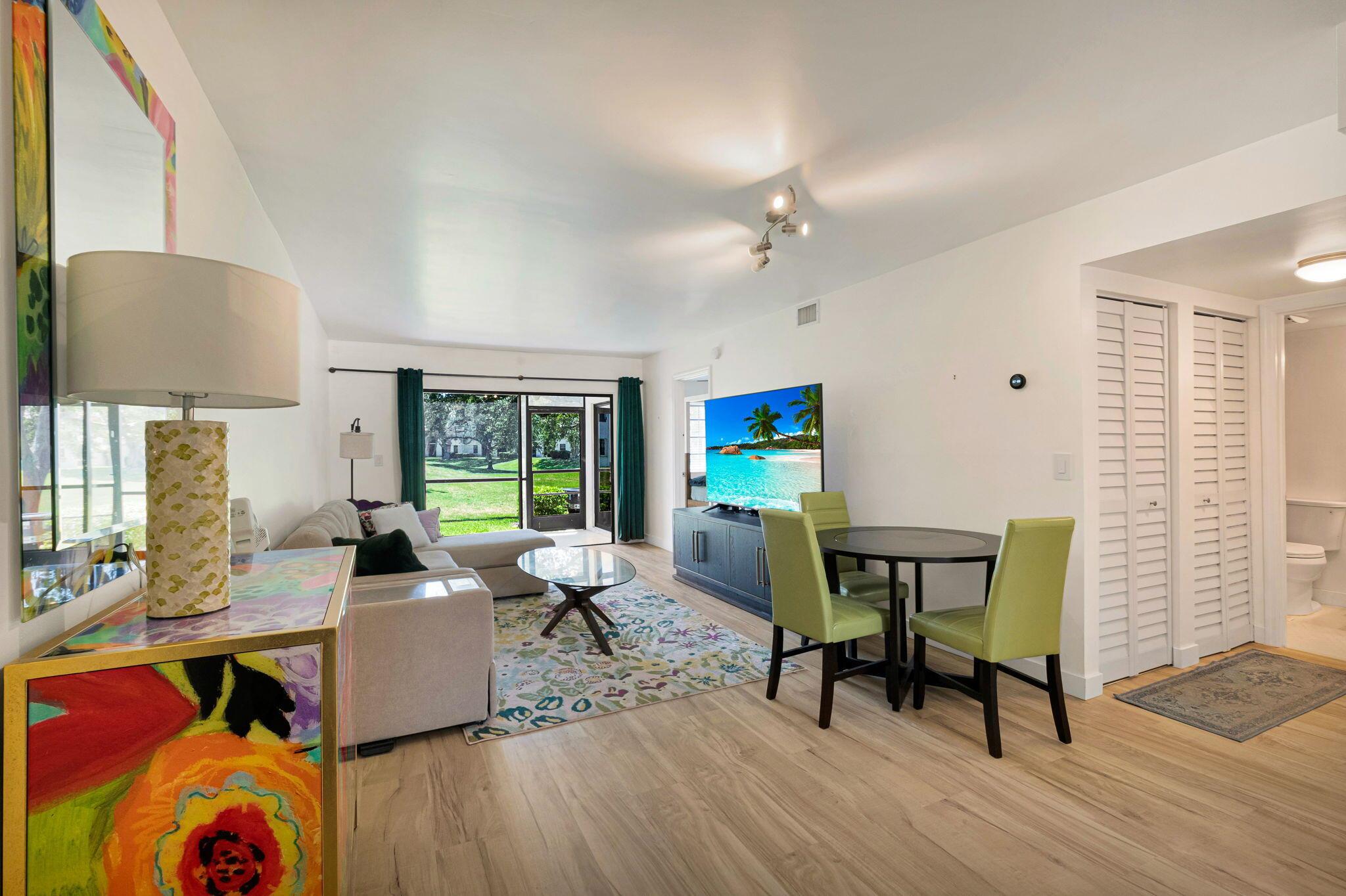 320 Norwood Terrace N114