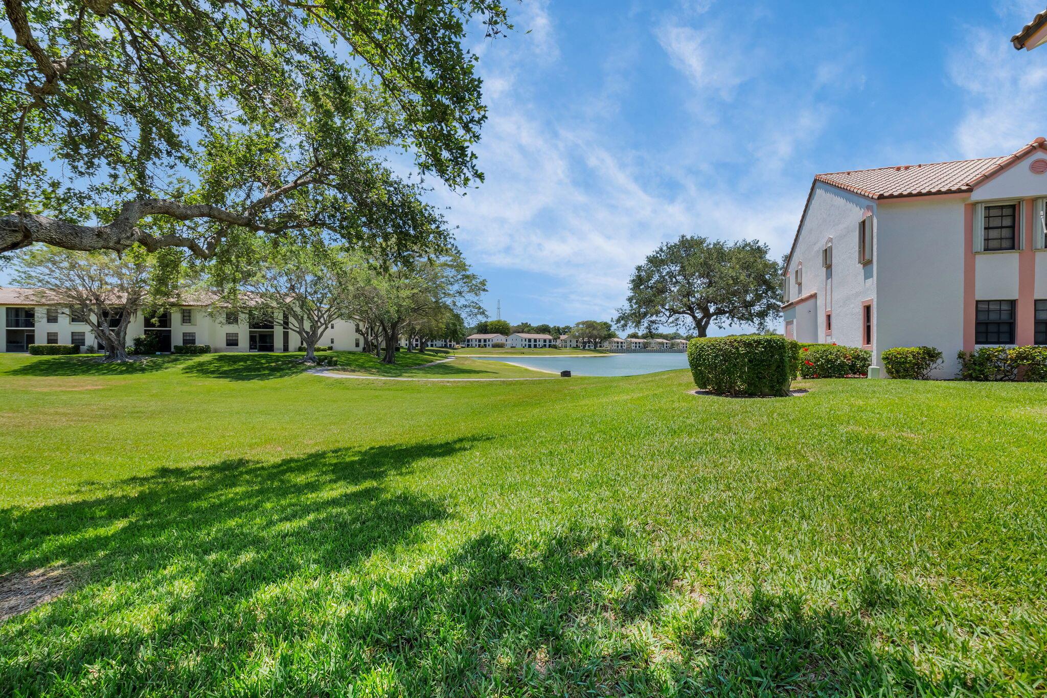 320 Norwood Terrace N114