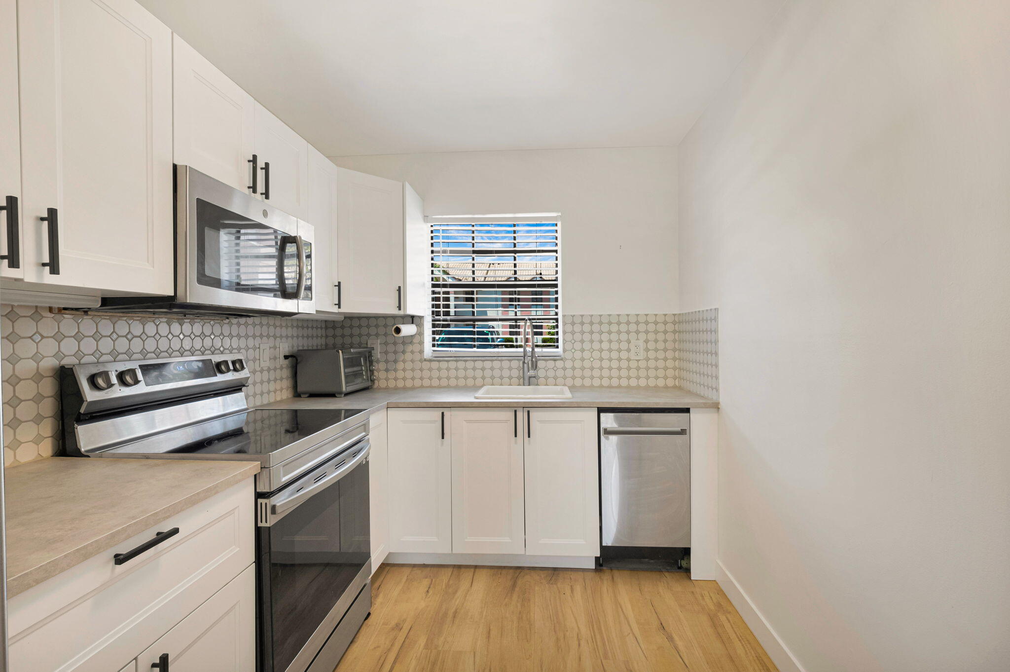320 Norwood Terrace N114