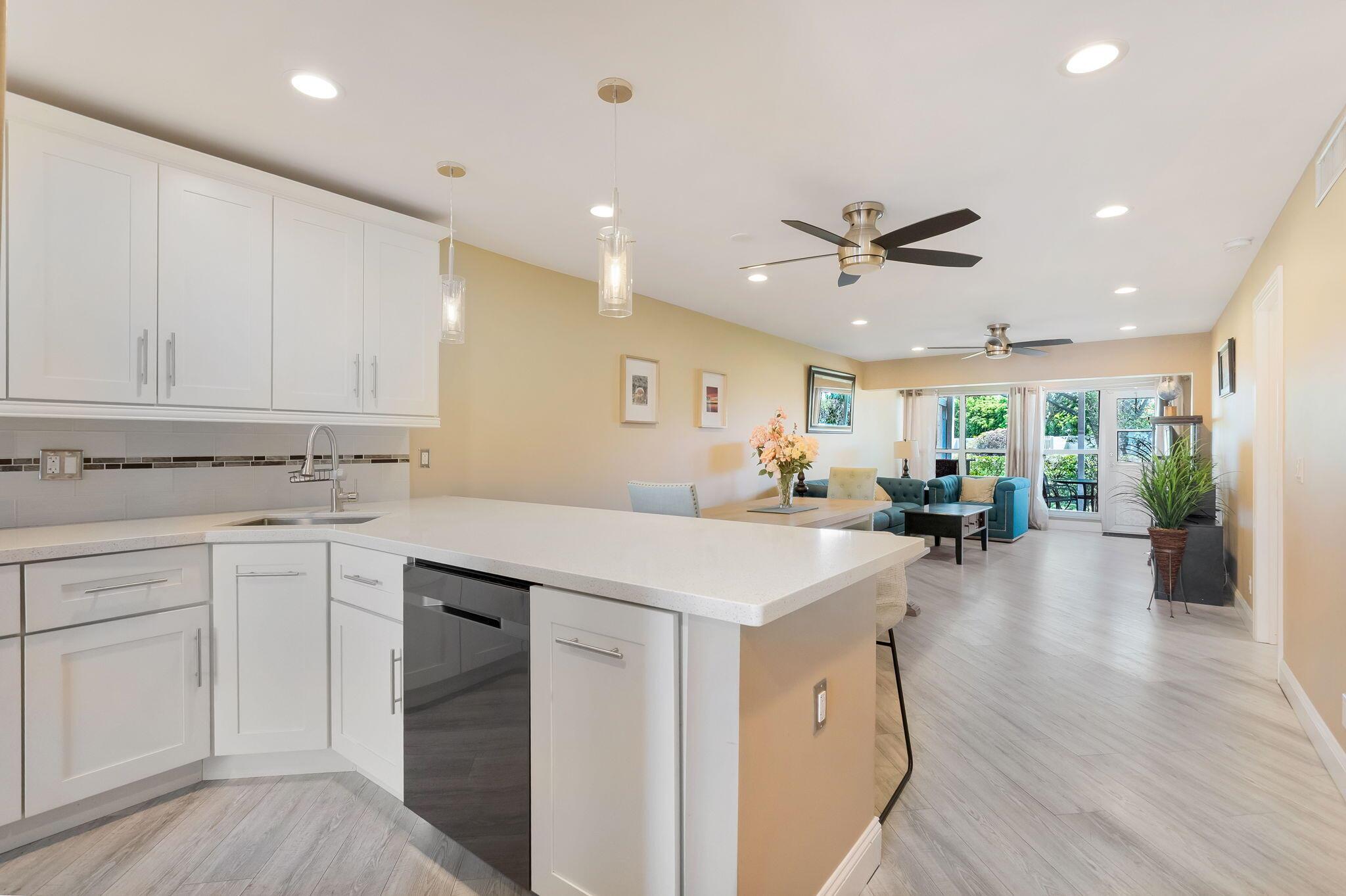 1631 NW 18th Avenue 102