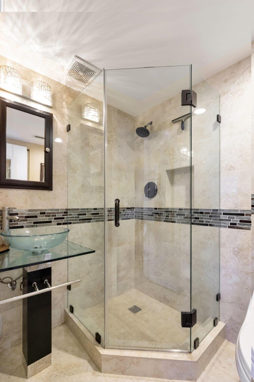 1631 NW 18th Avenue 102