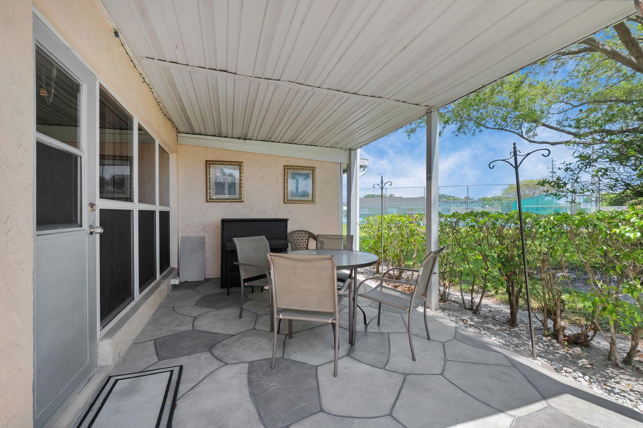 1631 NW 18th Avenue 102