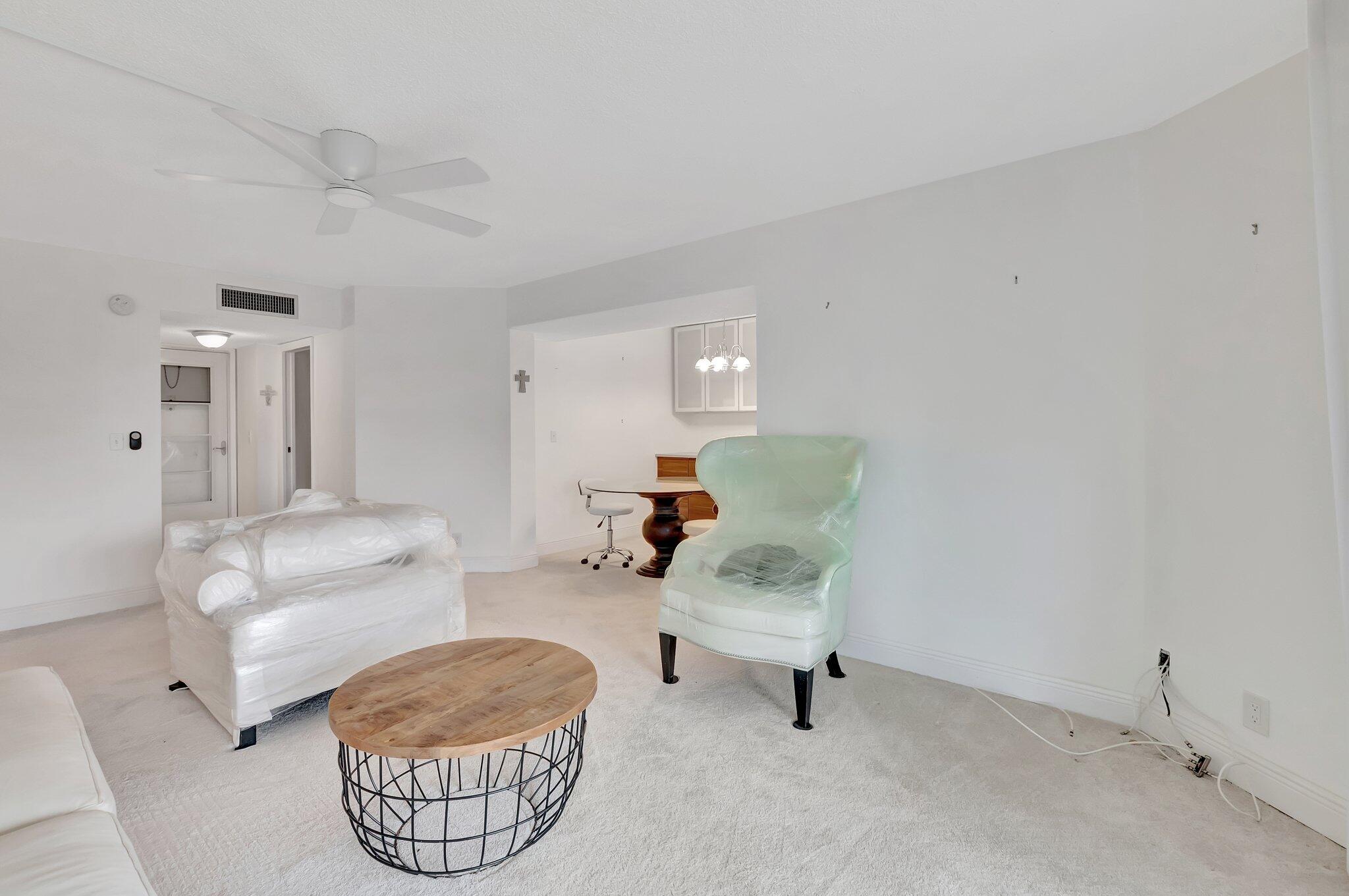 3590 Via Poinciana 205 205