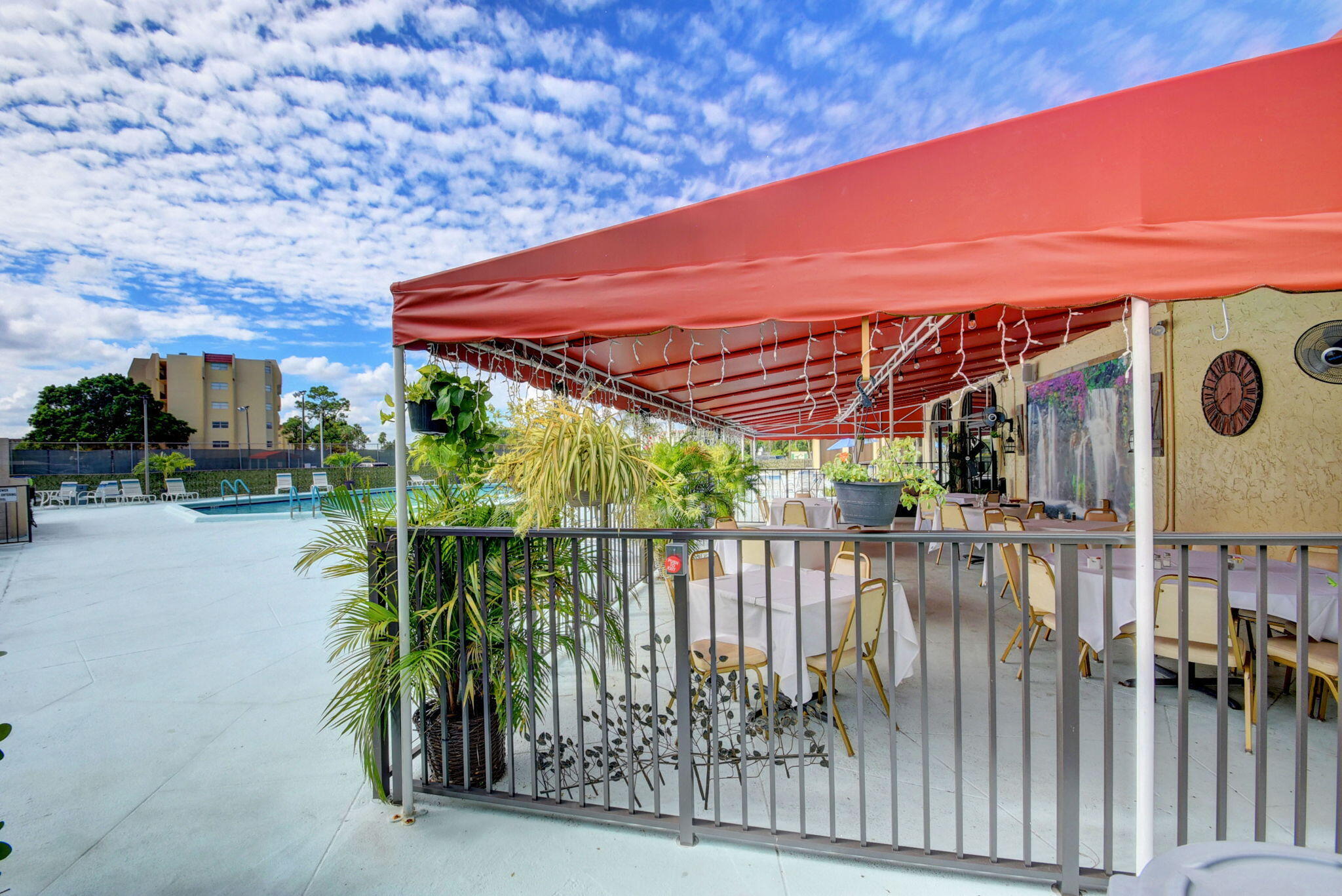 3590 Via Poinciana 205 205