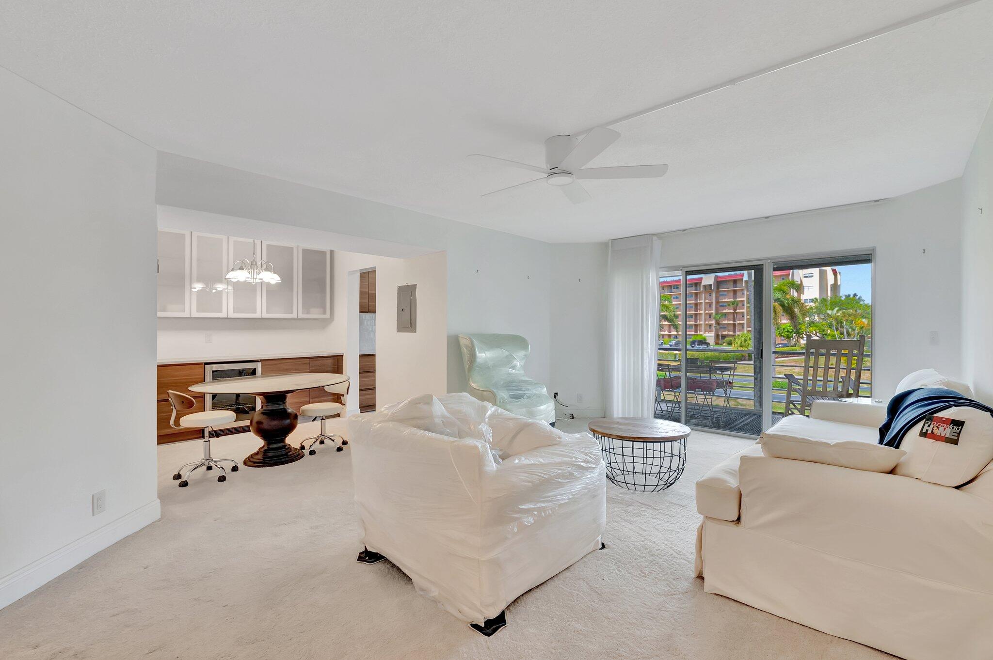 3590 Via Poinciana 205 205