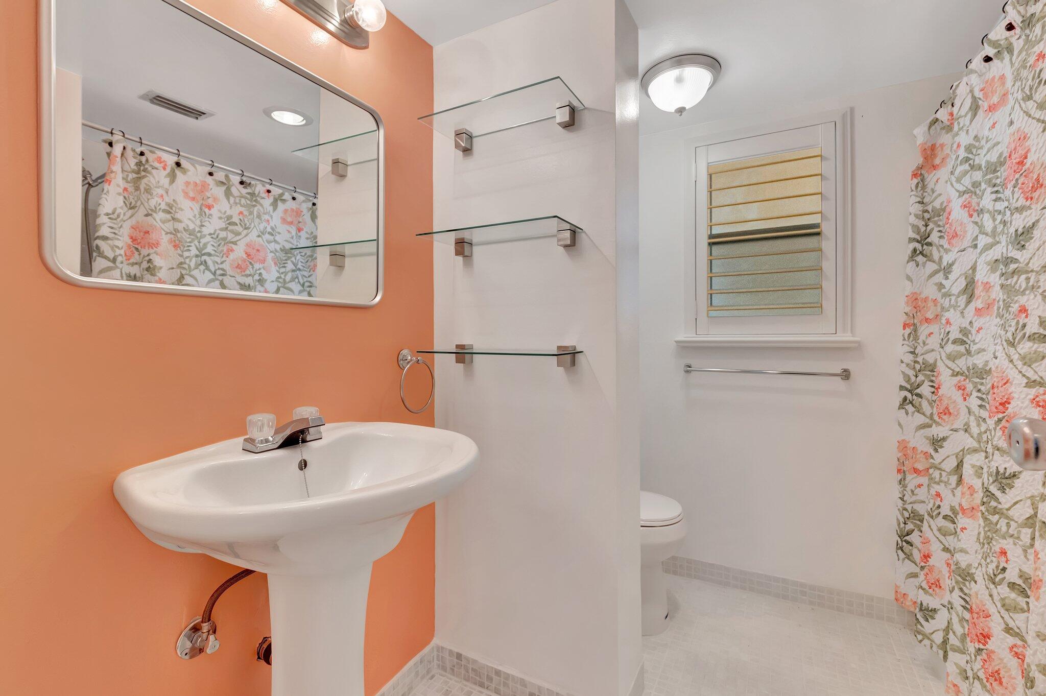 3590 Via Poinciana 205 205