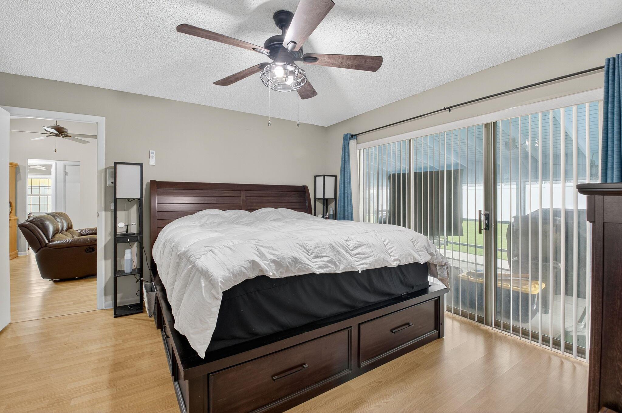 9286 Longmeadow Circle