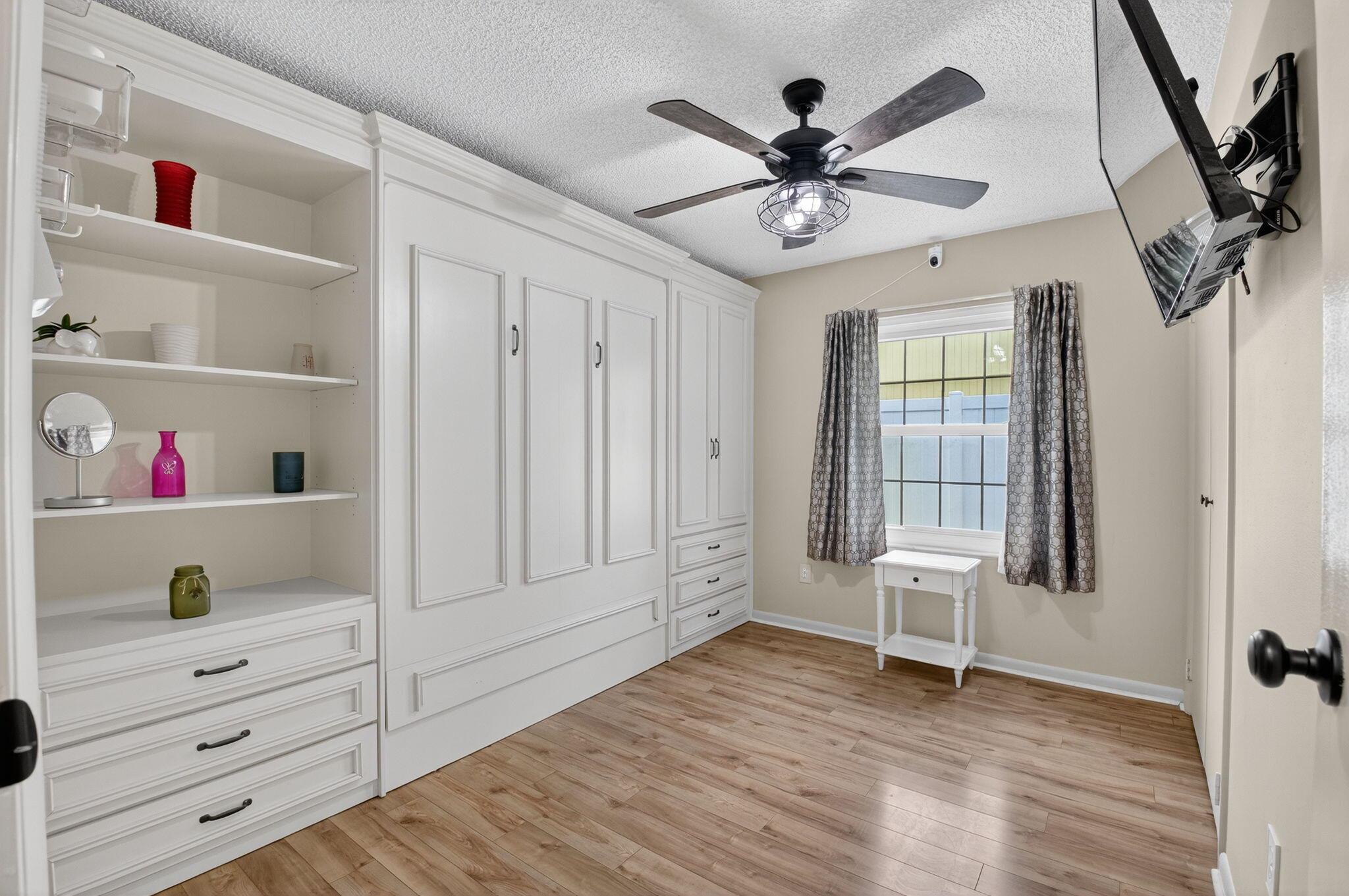 9286 Longmeadow Circle