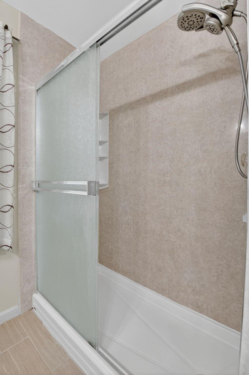 9286 Longmeadow Circle