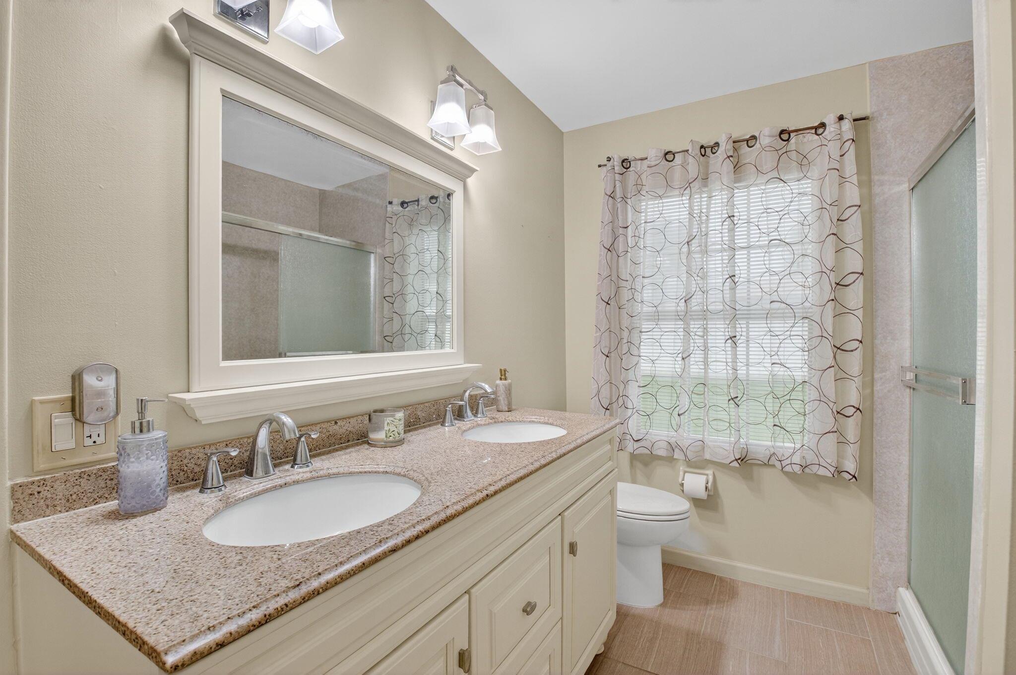 9286 Longmeadow Circle