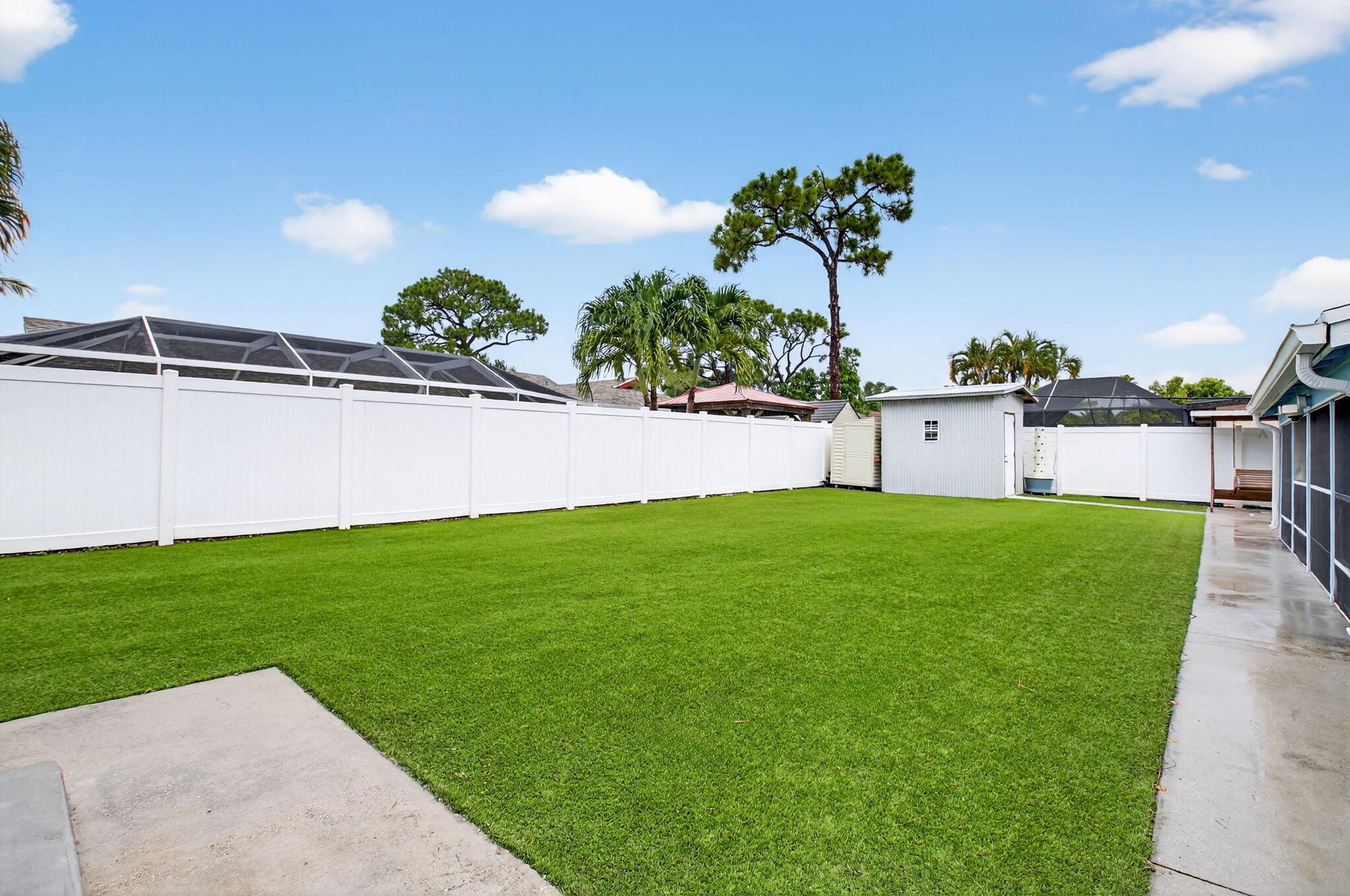 9286 Longmeadow Circle