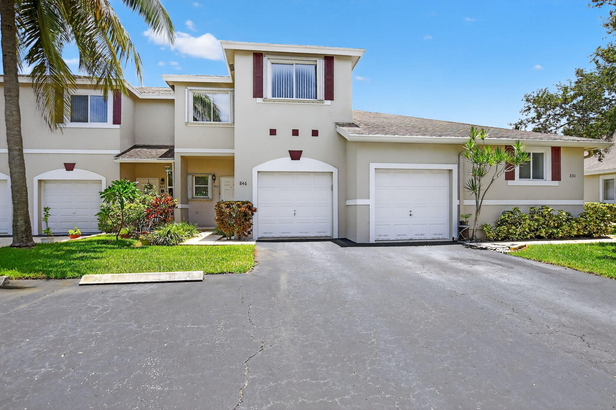 846 NW 42nd Place