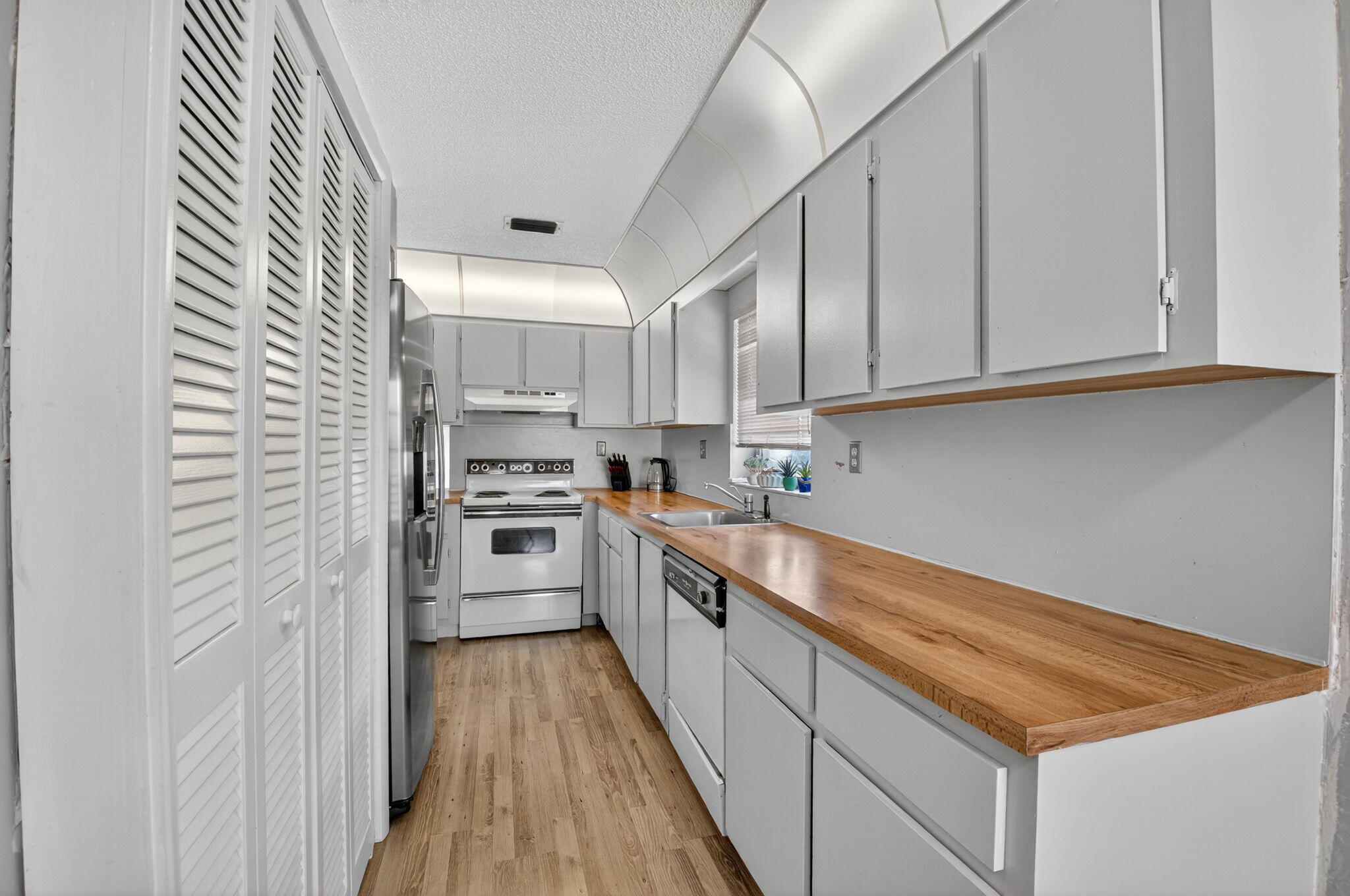 13212 Lucinda Palm Court D