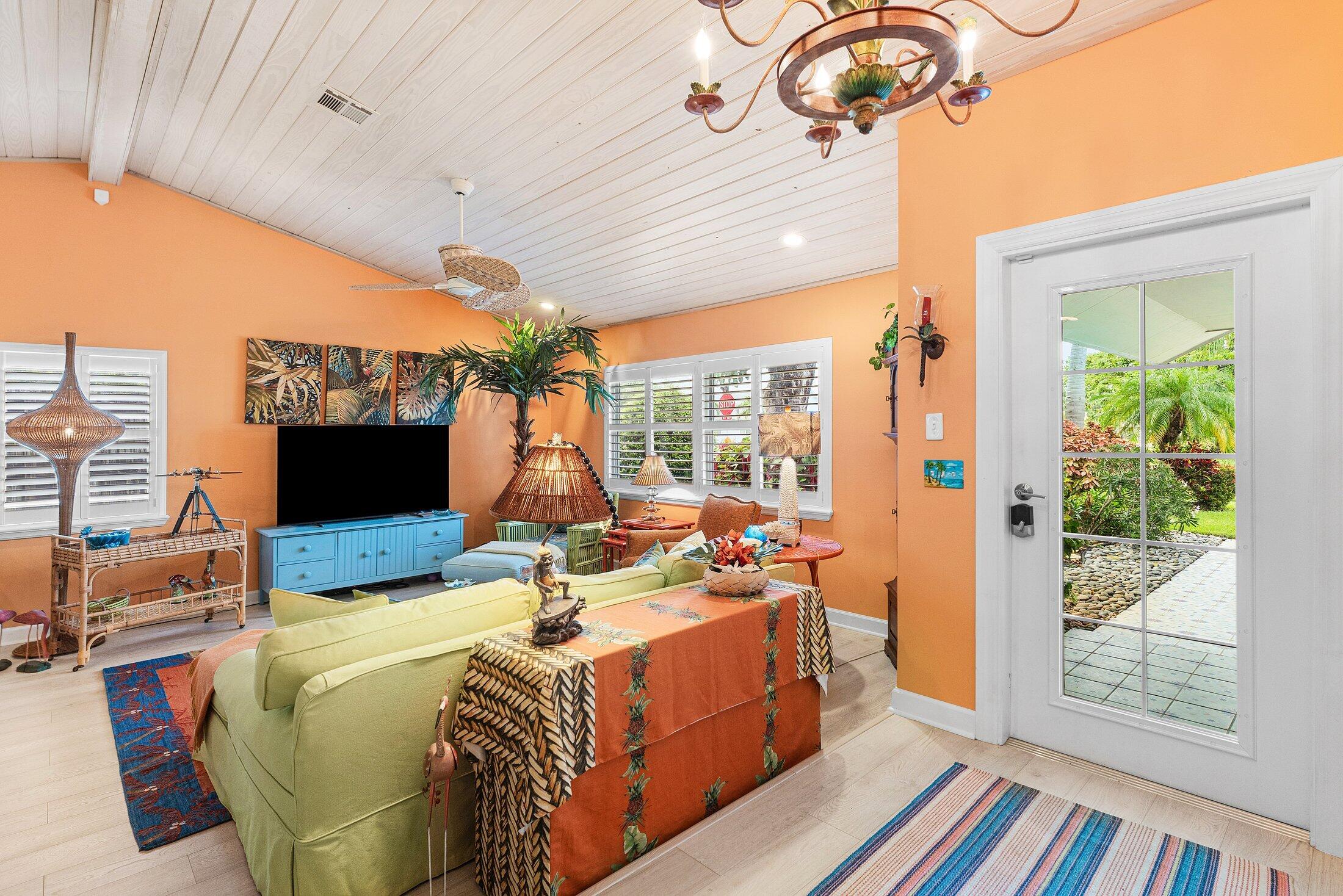 801 SW 1st Court