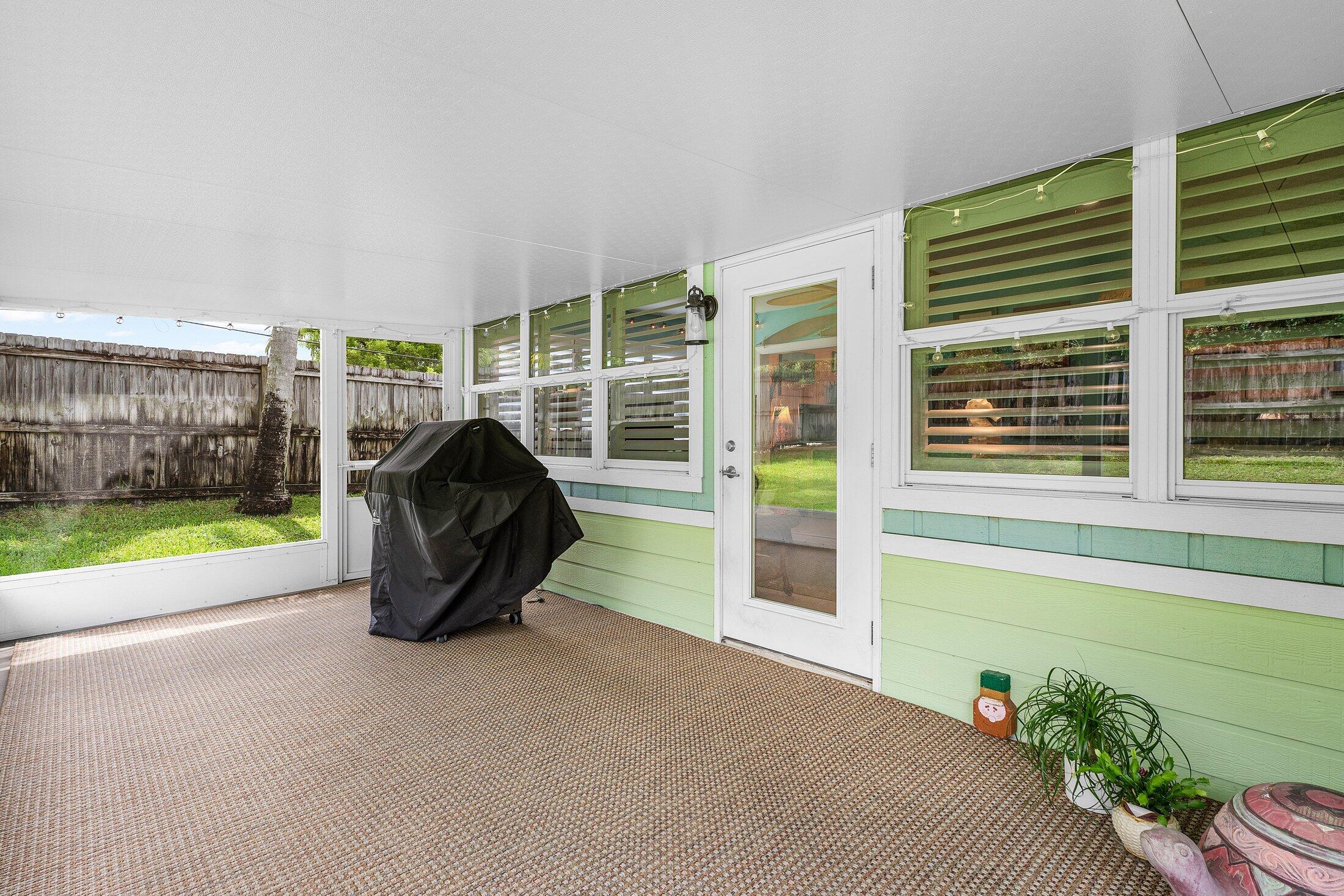 801 SW 1st Court