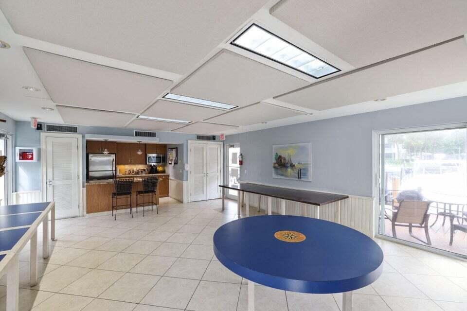 1 Harbourside Drive 4205