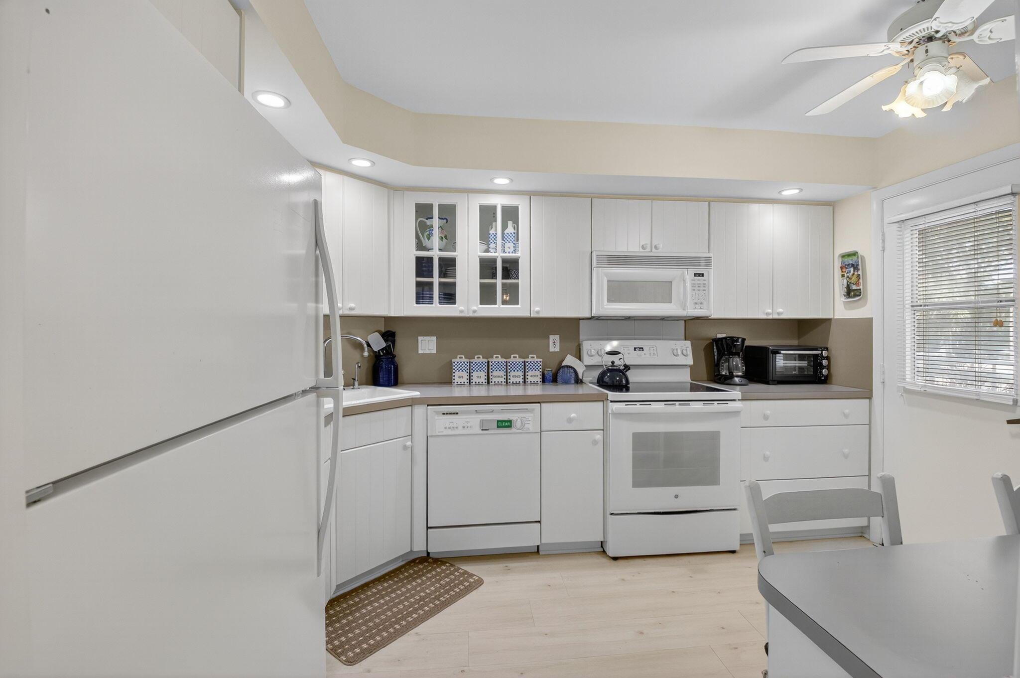 1 Harbourside Drive 4205