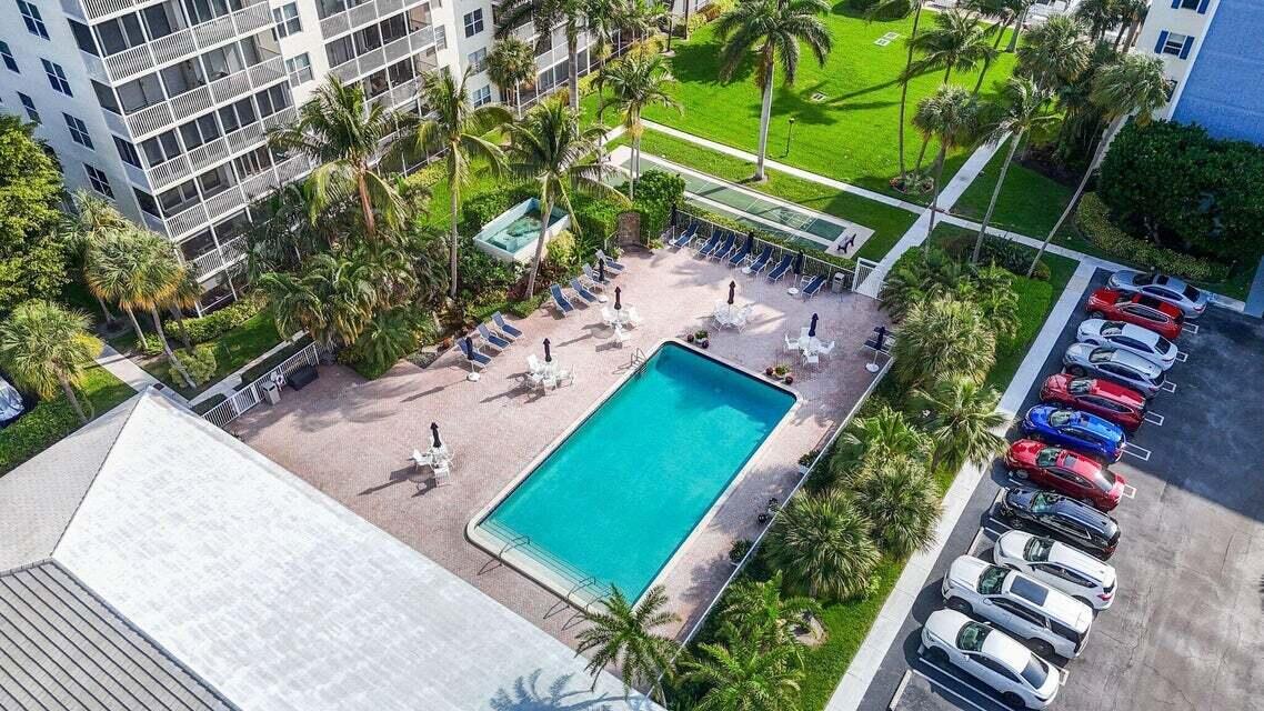 1 Harbourside Drive 4205