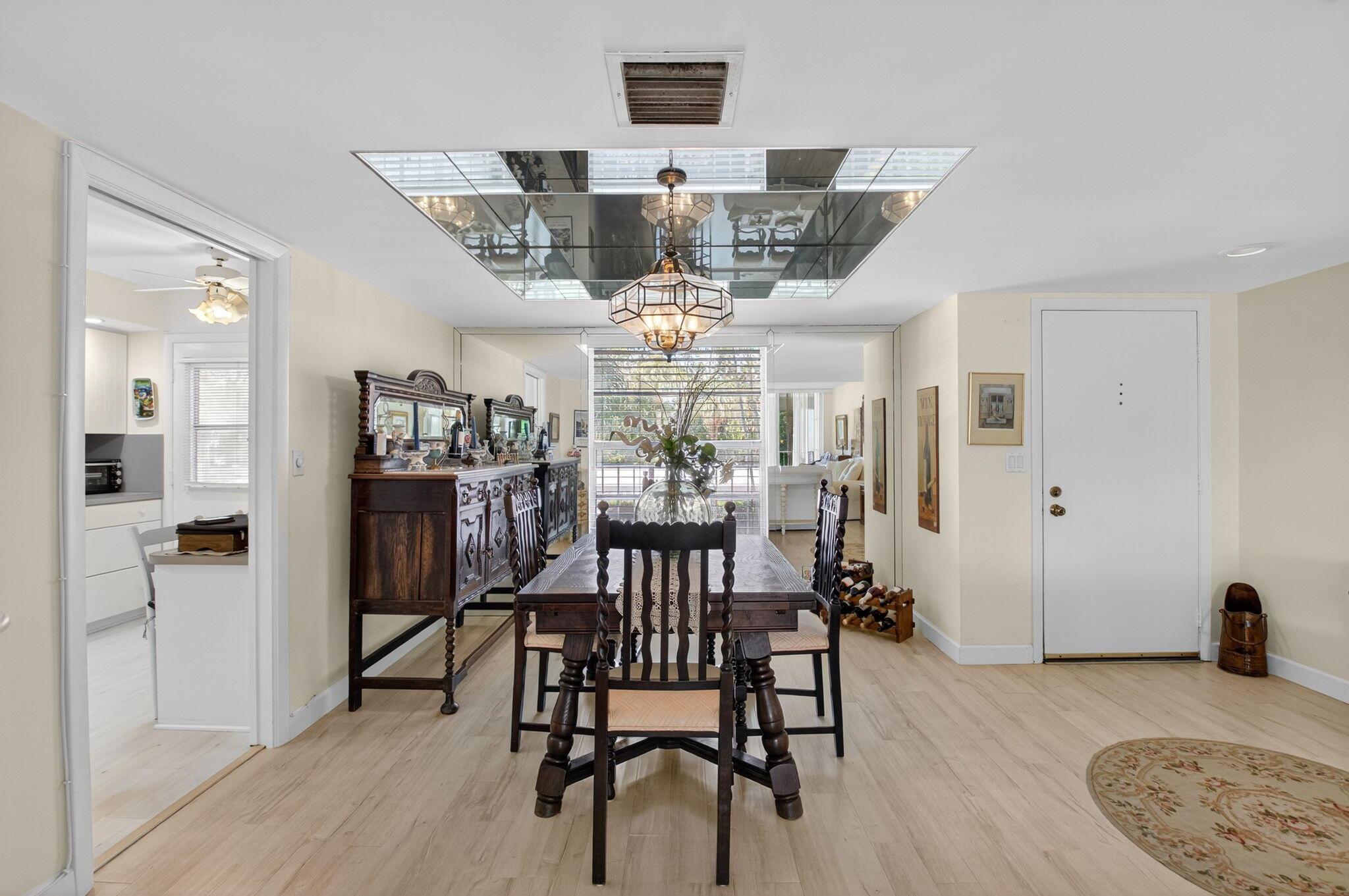 1 Harbourside Drive 4205