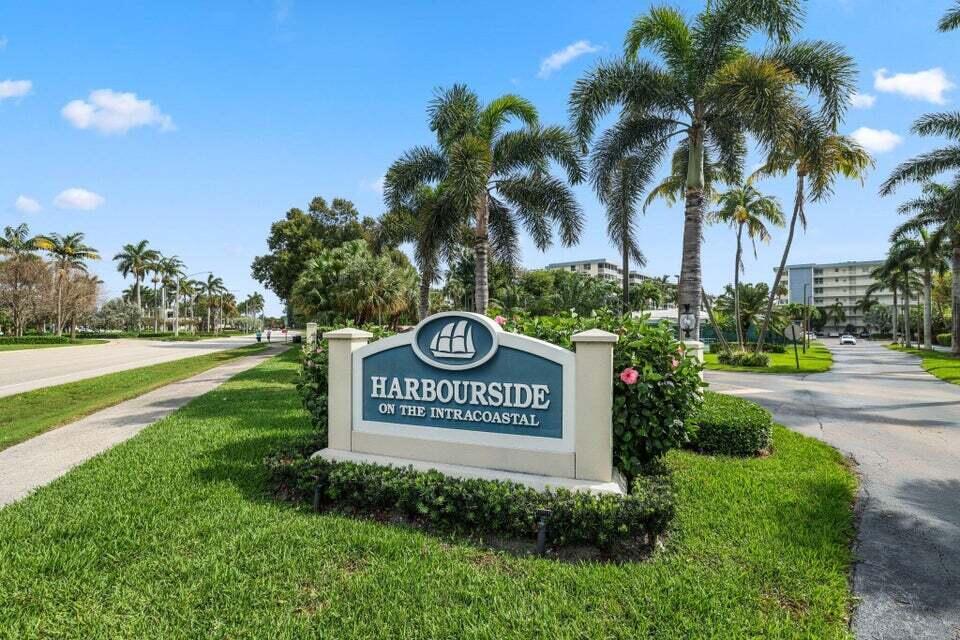 1 Harbourside Drive 4205