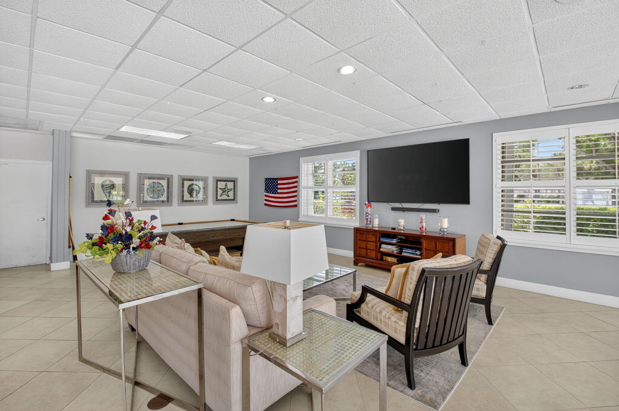 1 Harbourside Drive 4205