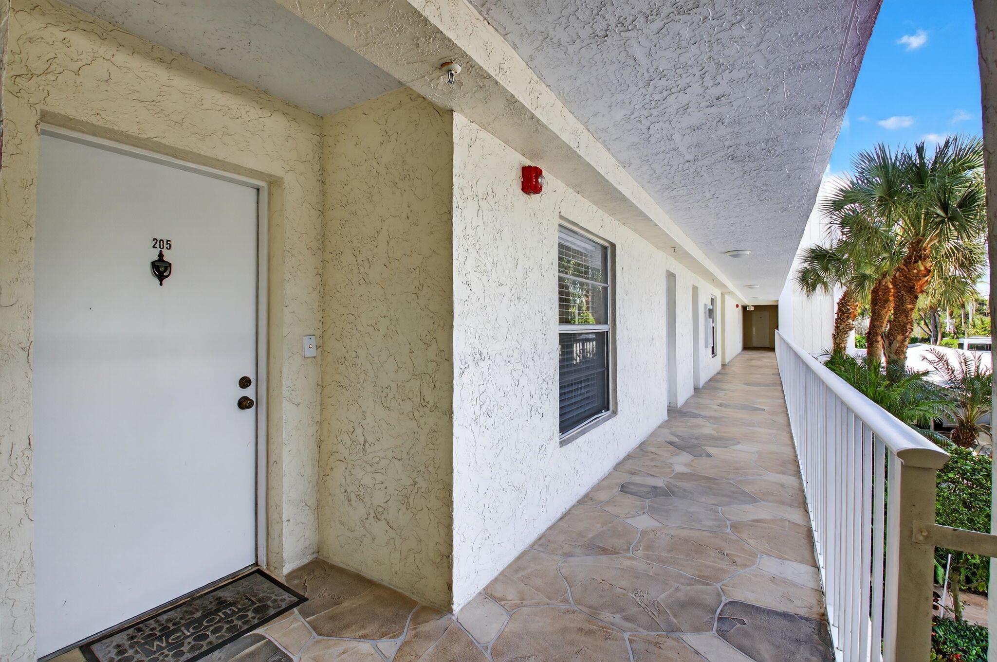 1 Harbourside Drive 4205