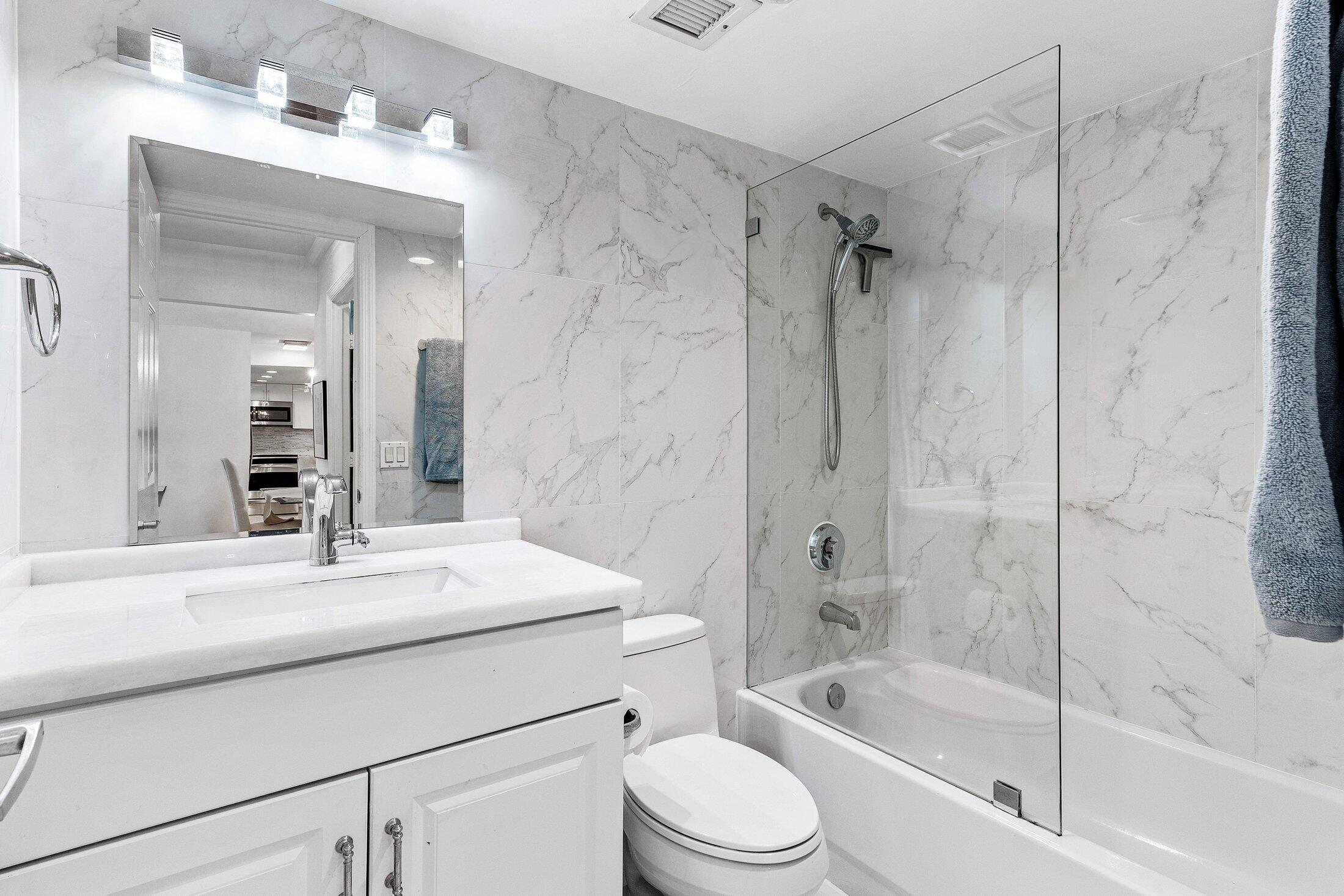 3301 S Ocean Boulevard 105