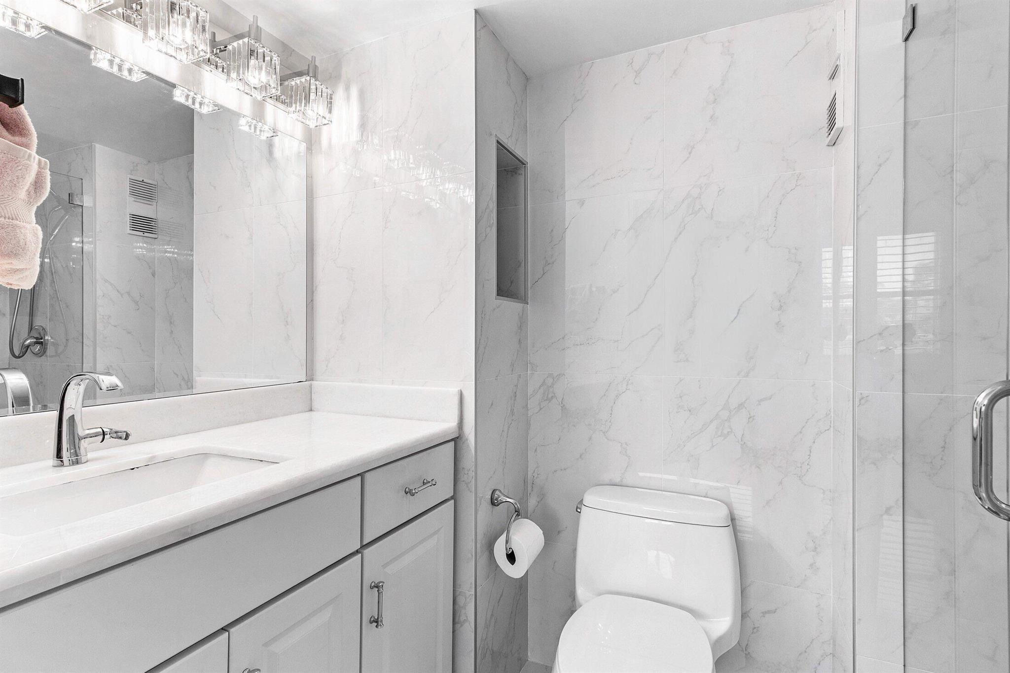 3301 S Ocean Boulevard 105