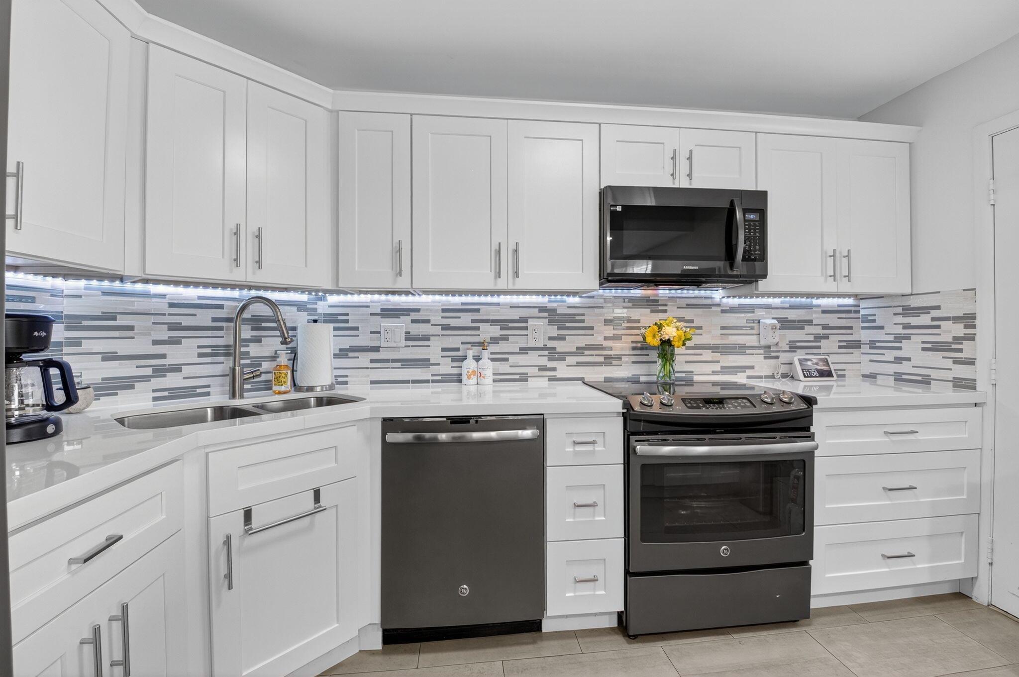 1 Harbourside Drive 4402