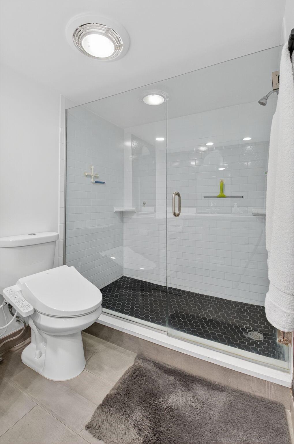 1 Harbourside Drive 4402