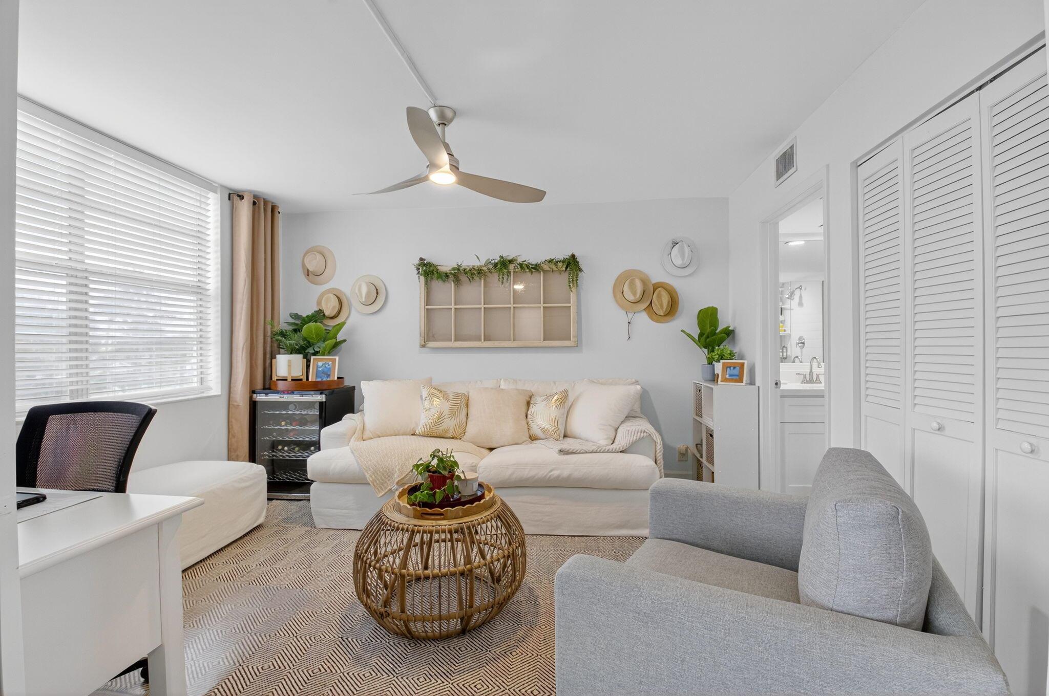 1 Harbourside Drive 4402