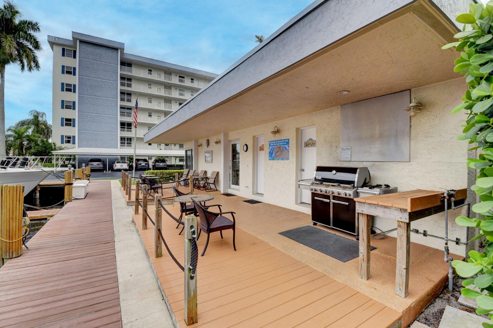 1 Harbourside Drive 4402