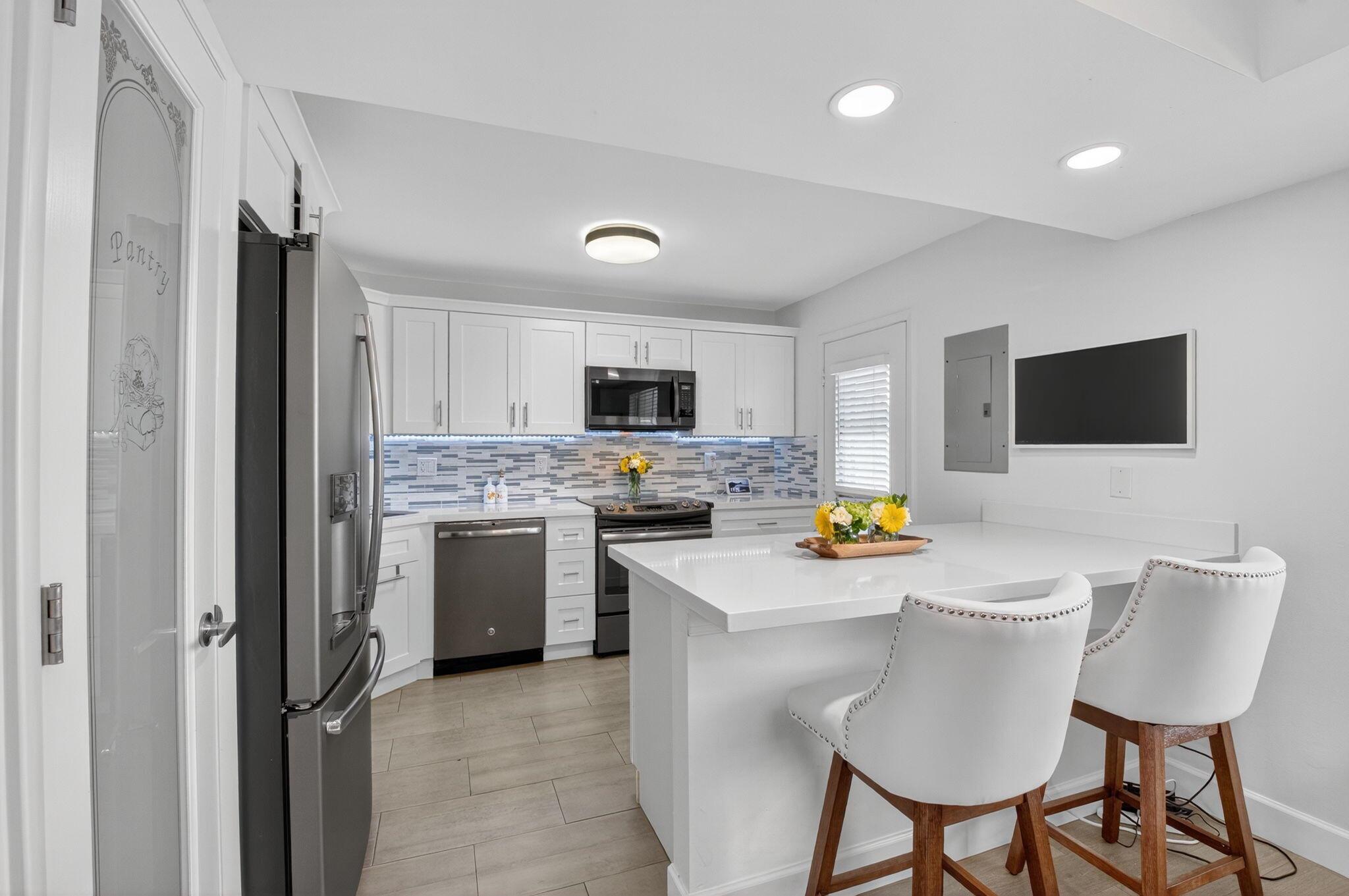 1 Harbourside Drive 4402