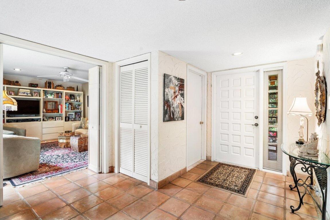 11094 Applegate Lane