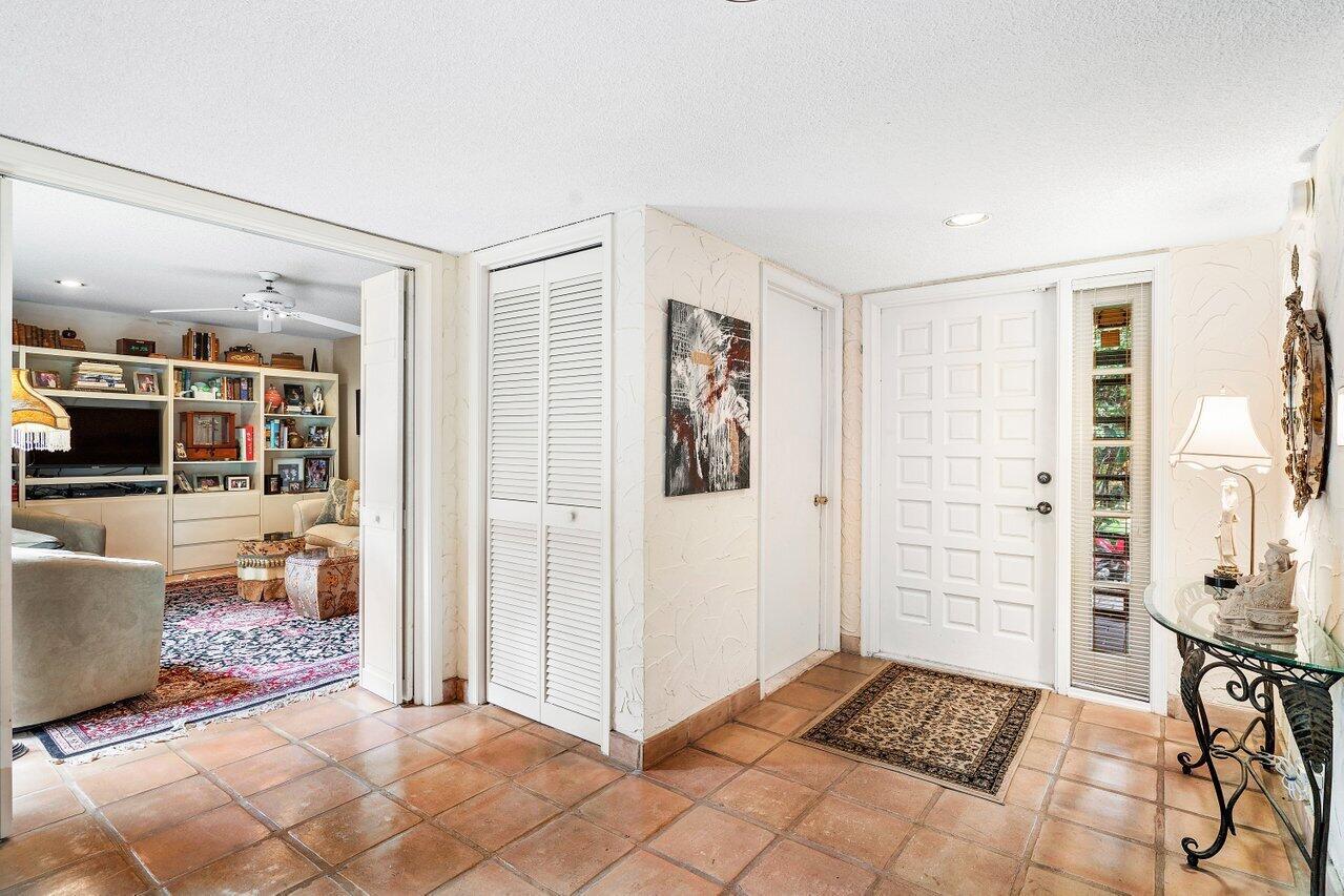 11094 Applegate Lane