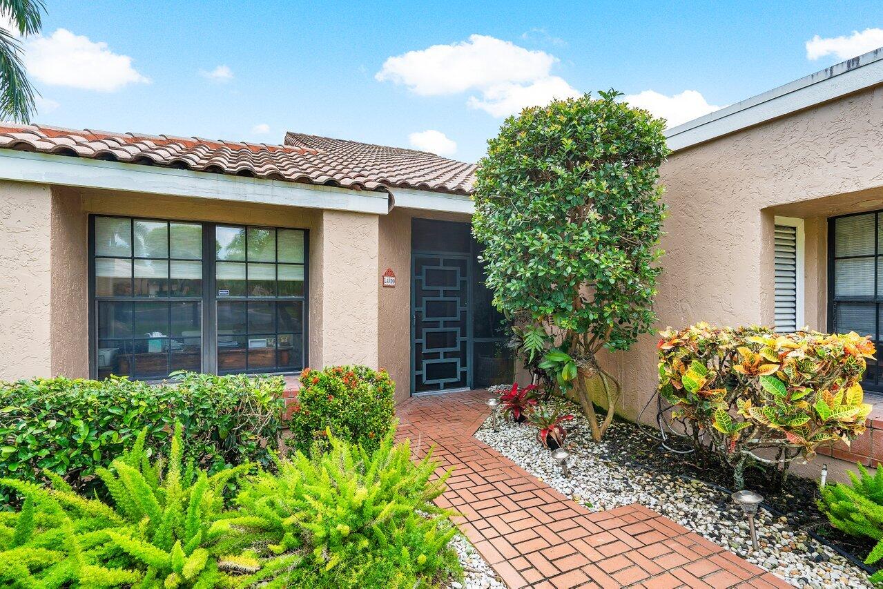 11094 Applegate Lane
