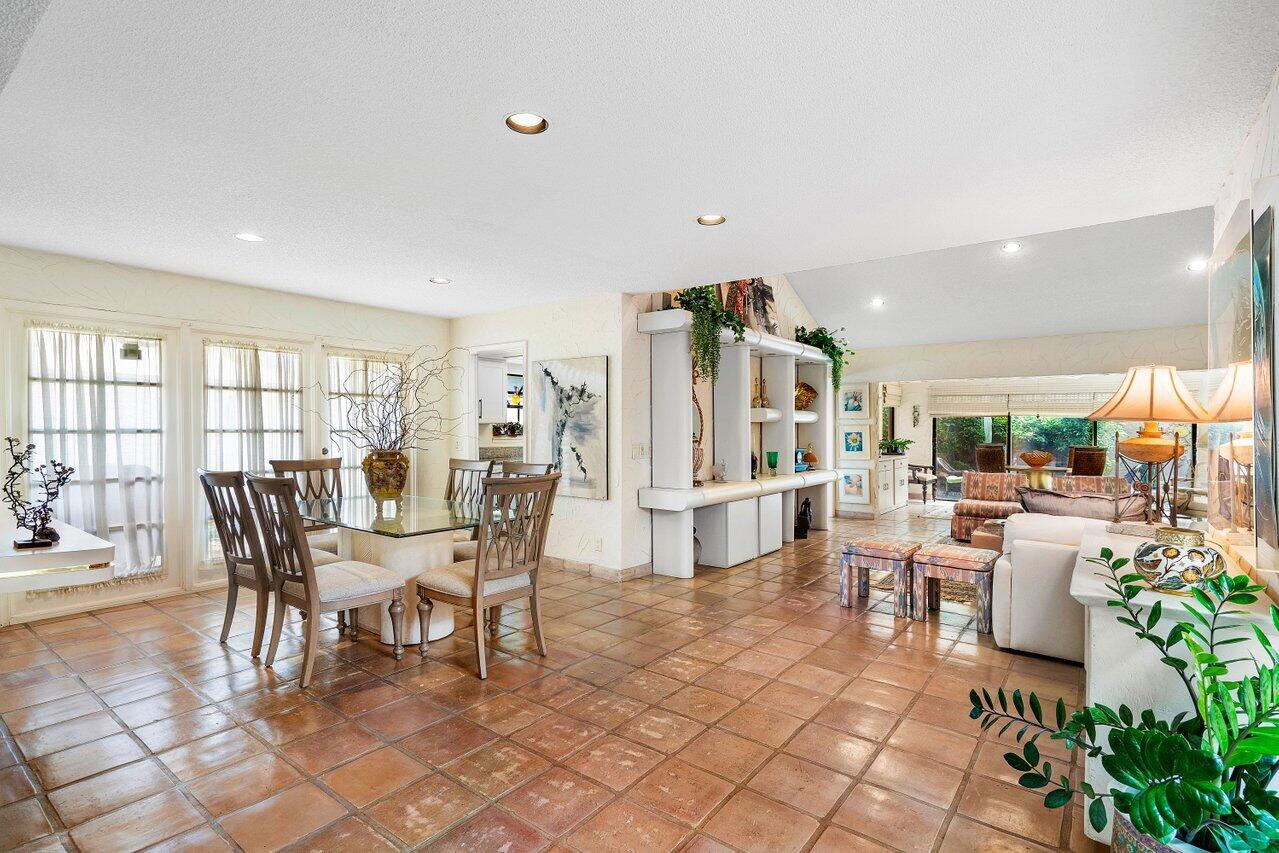 11094 Applegate Lane