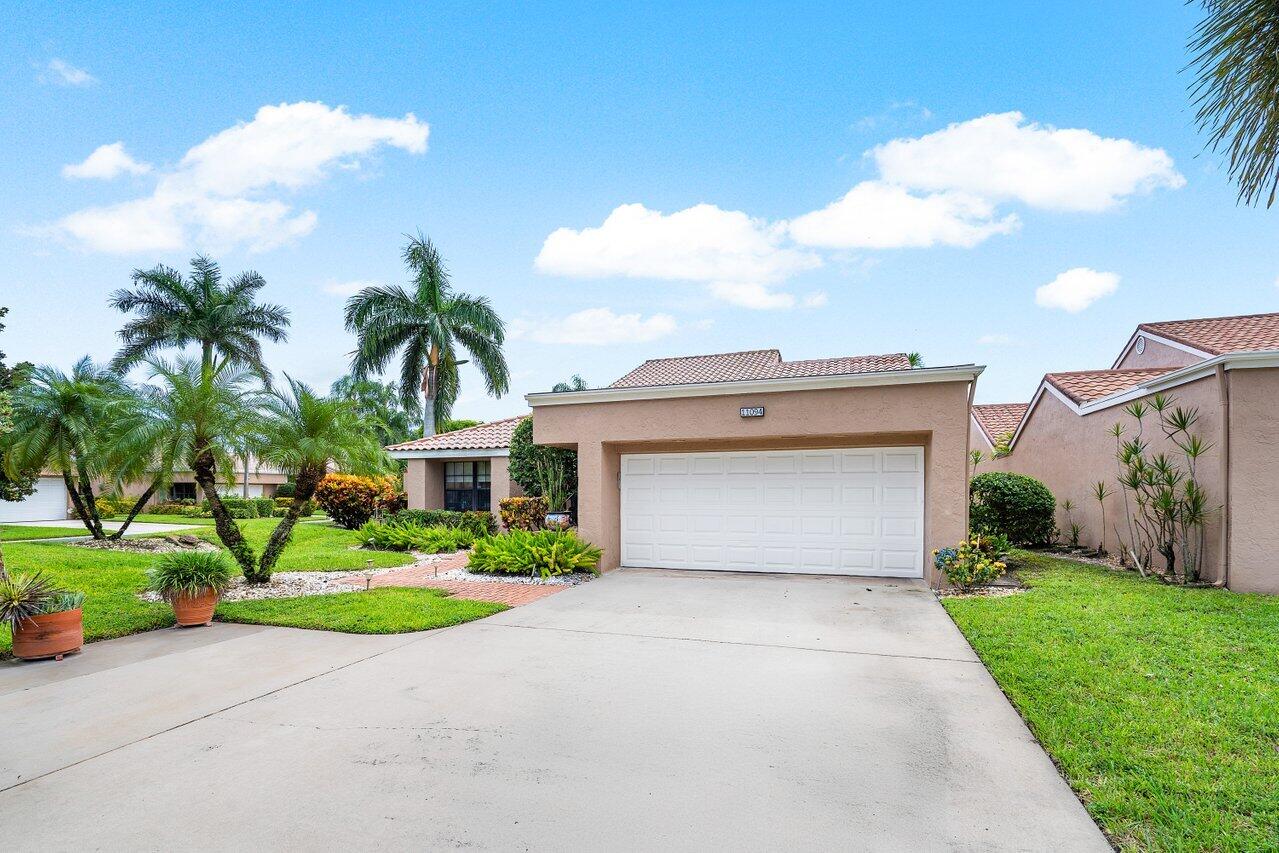 11094 Applegate Lane