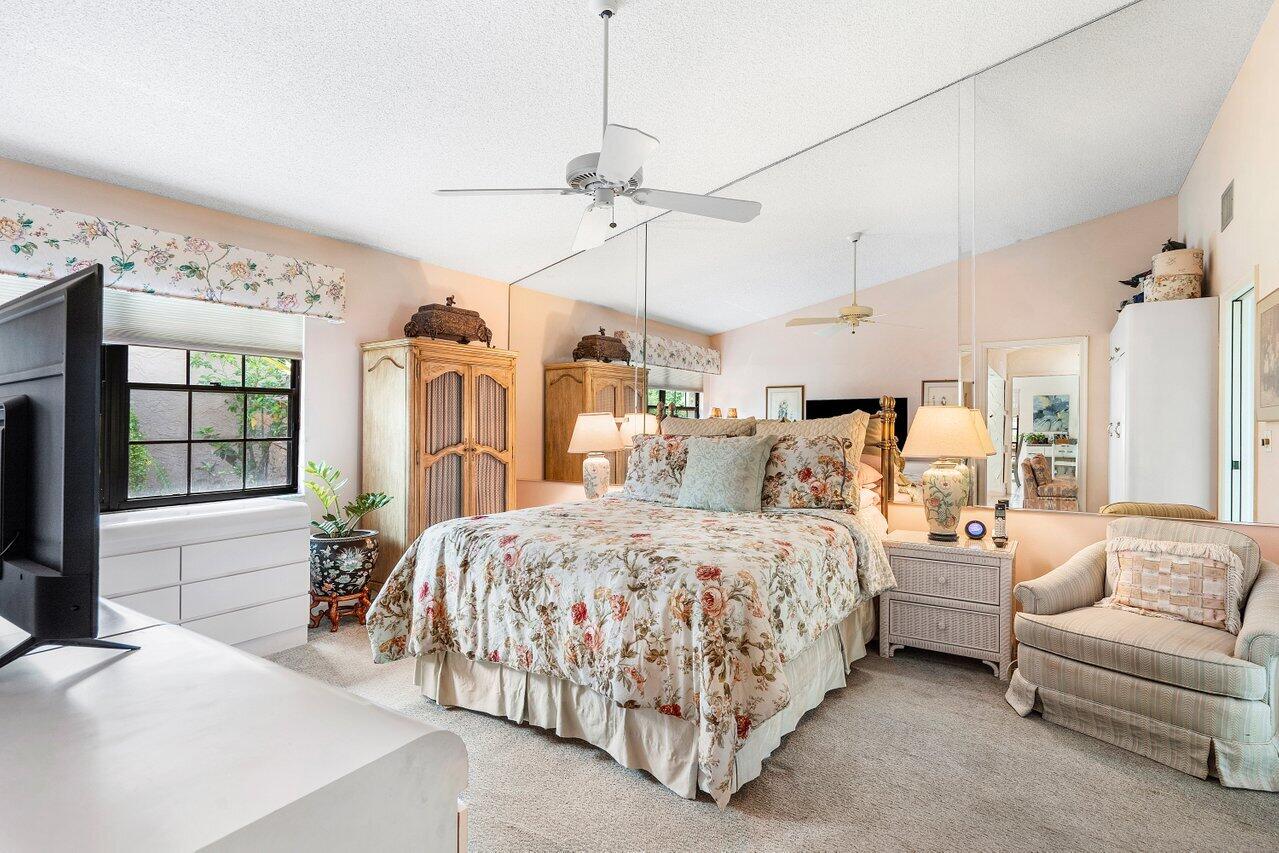 11094 Applegate Lane