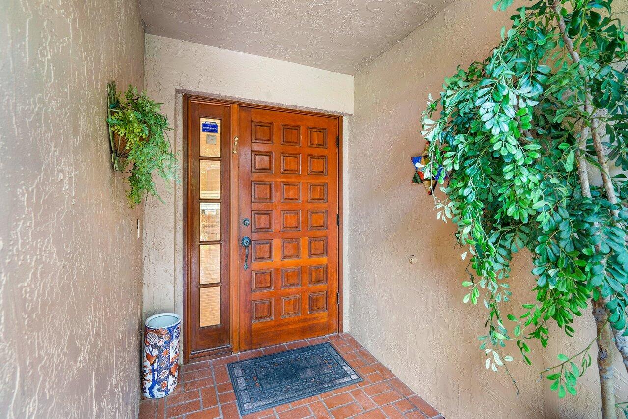 11094 Applegate Lane