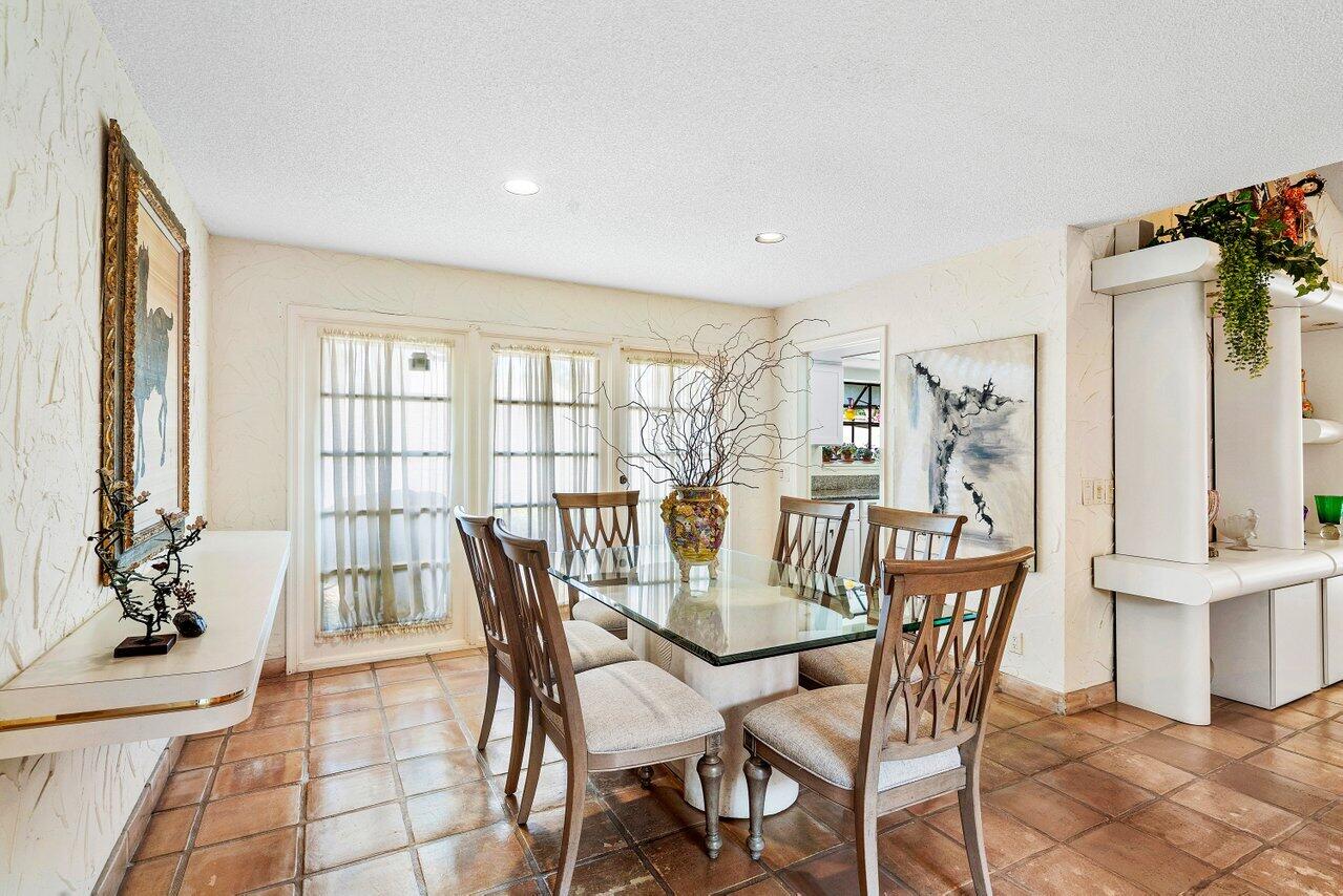 11094 Applegate Lane
