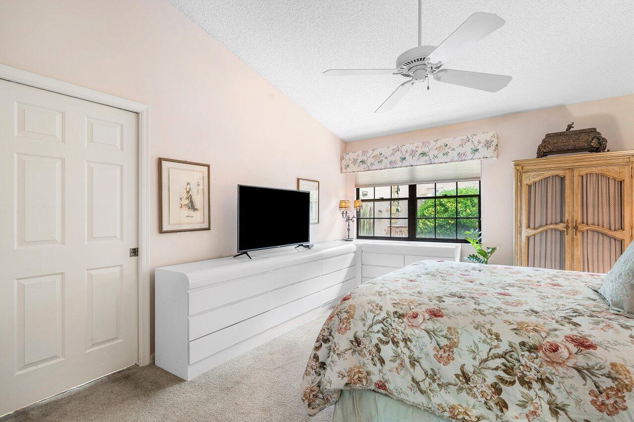 11094 Applegate Lane