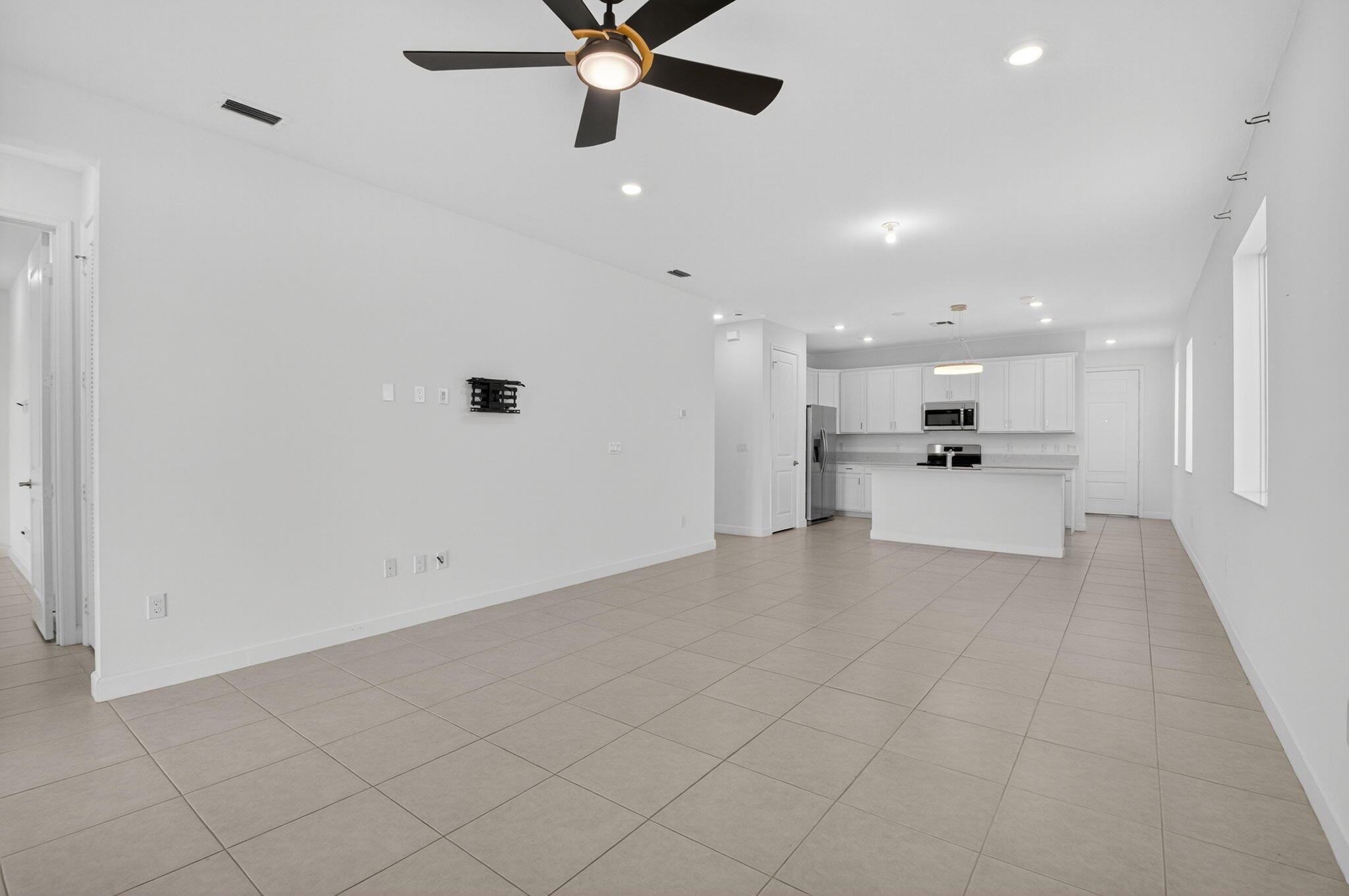 5697 Graceful Way